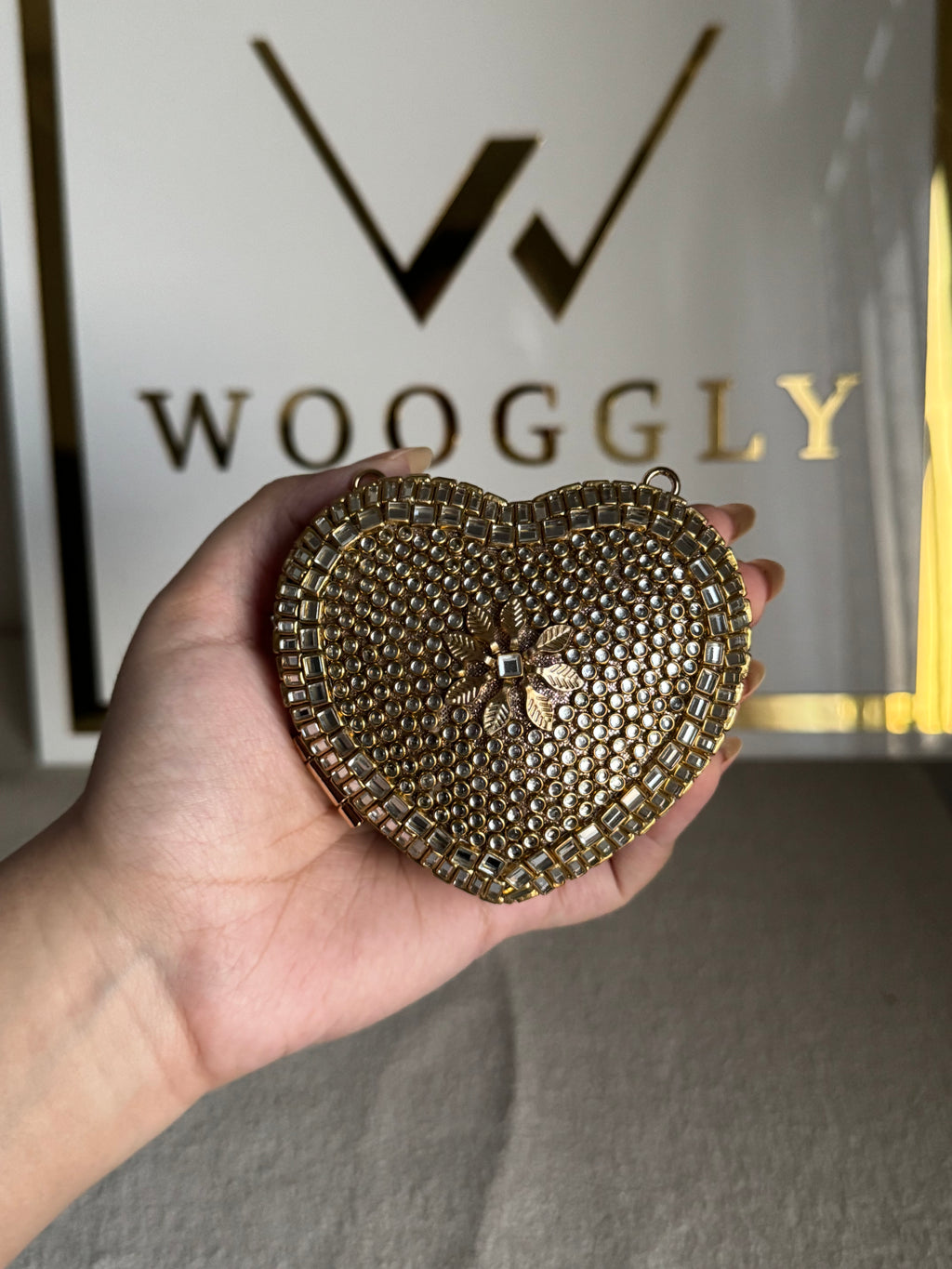 Special Edition Kundan Heart Clutch - Gold with Chain