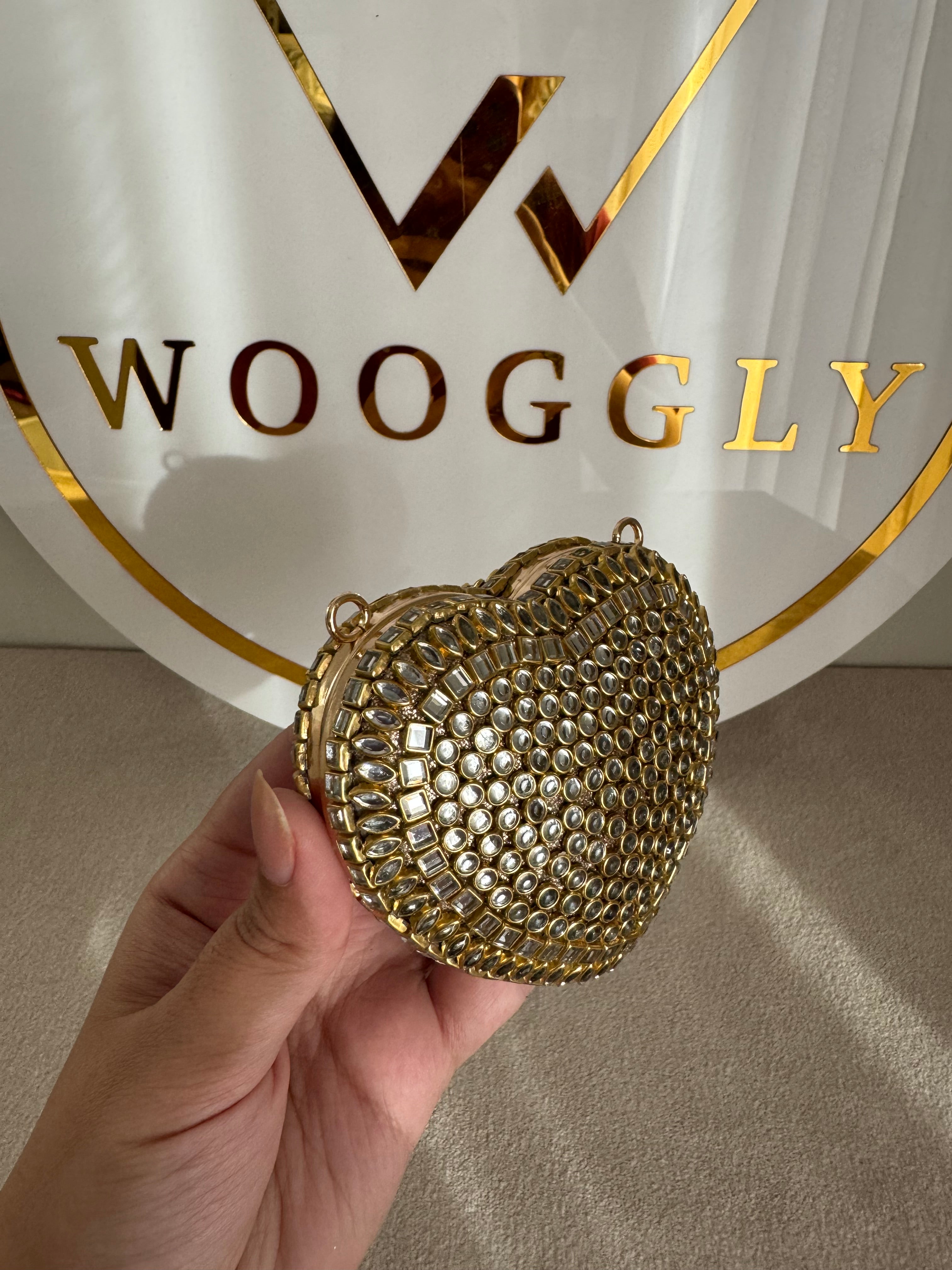 Kundan Classic Heart Clutch - Gold with Chain