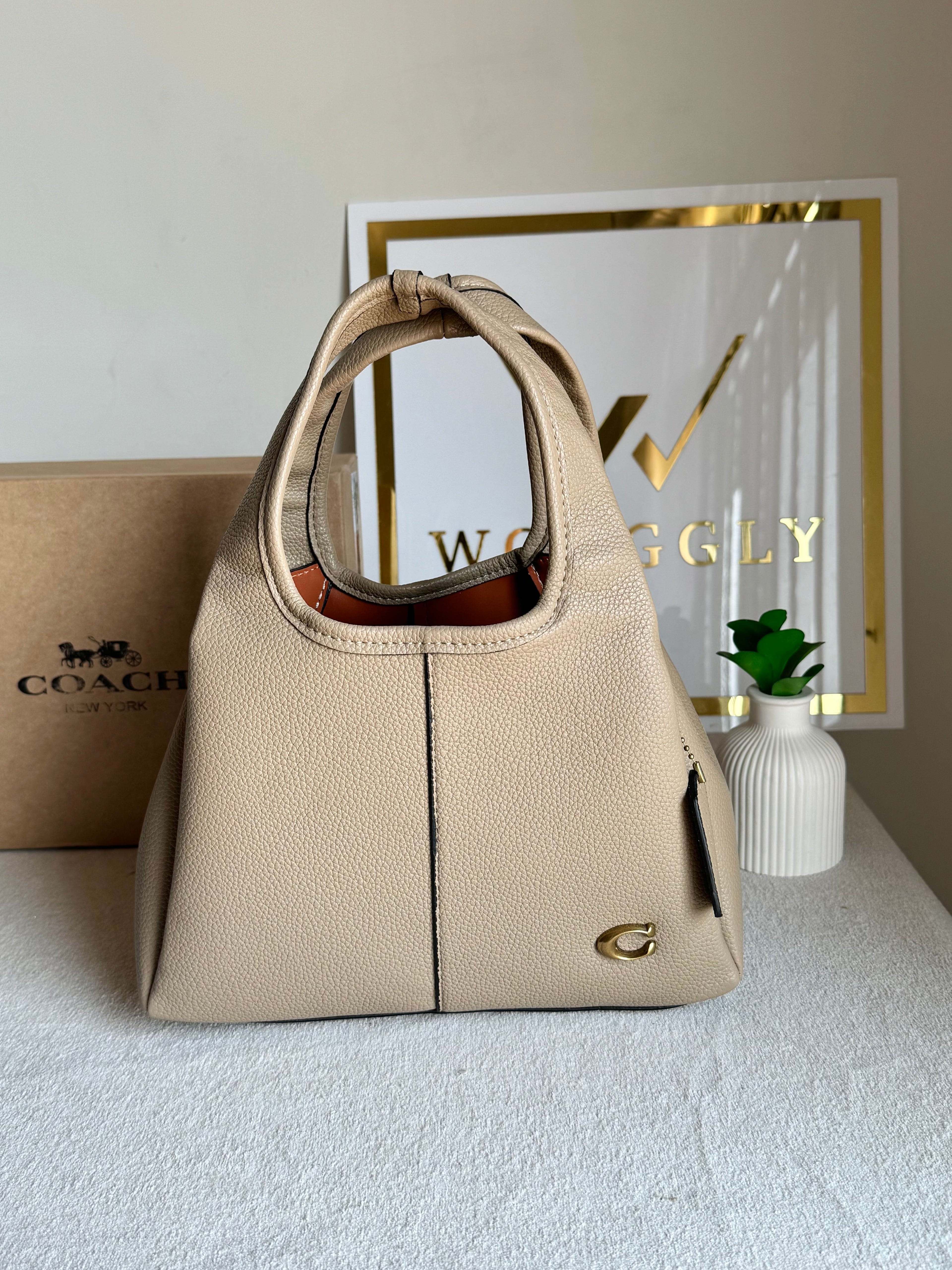 COACH Lana Beige - BOX PACKING