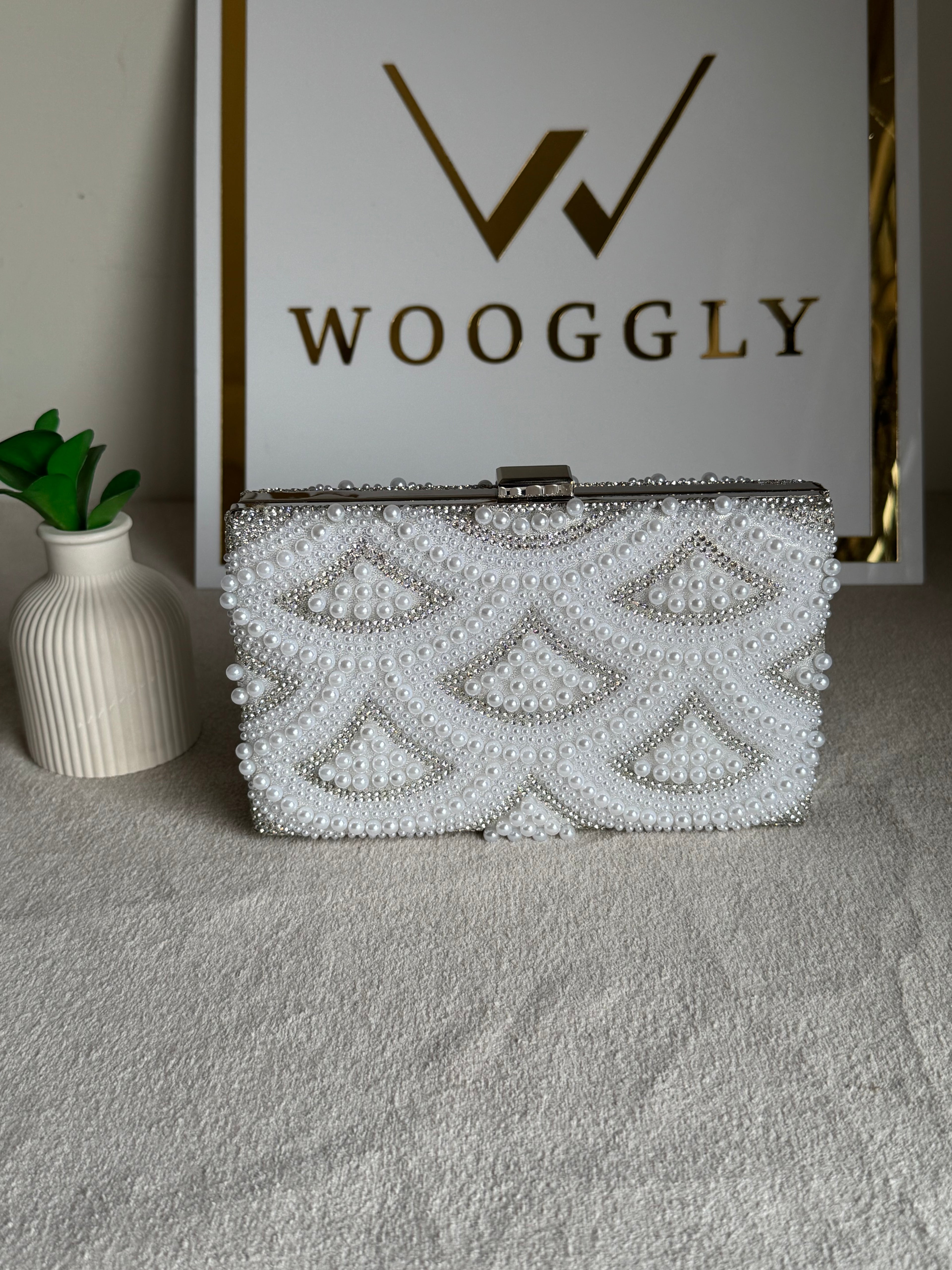 Shanze Pearl Clutch
