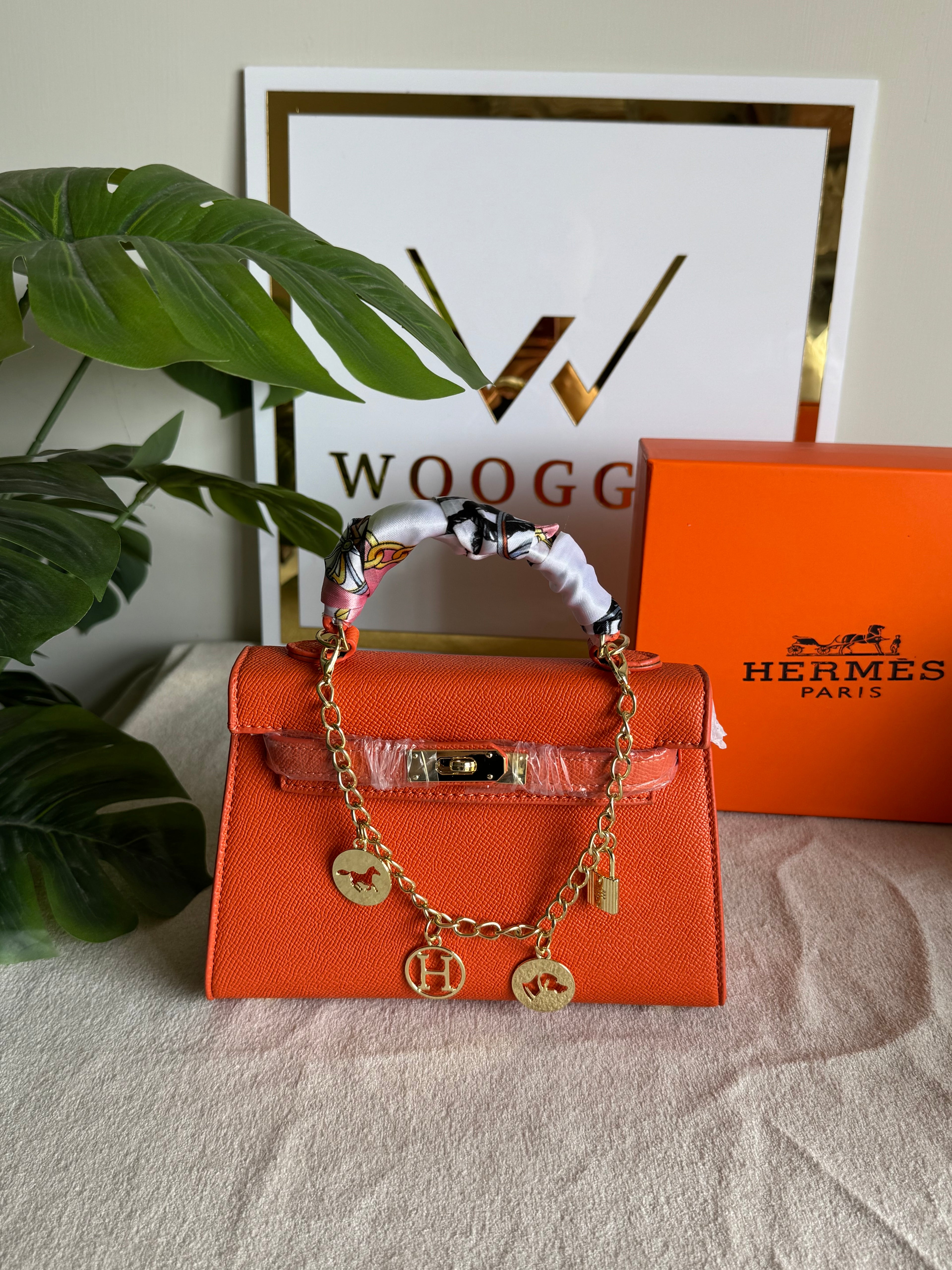 Hermes Kelly BOX PACKING with Chain and Scarf (Orange)