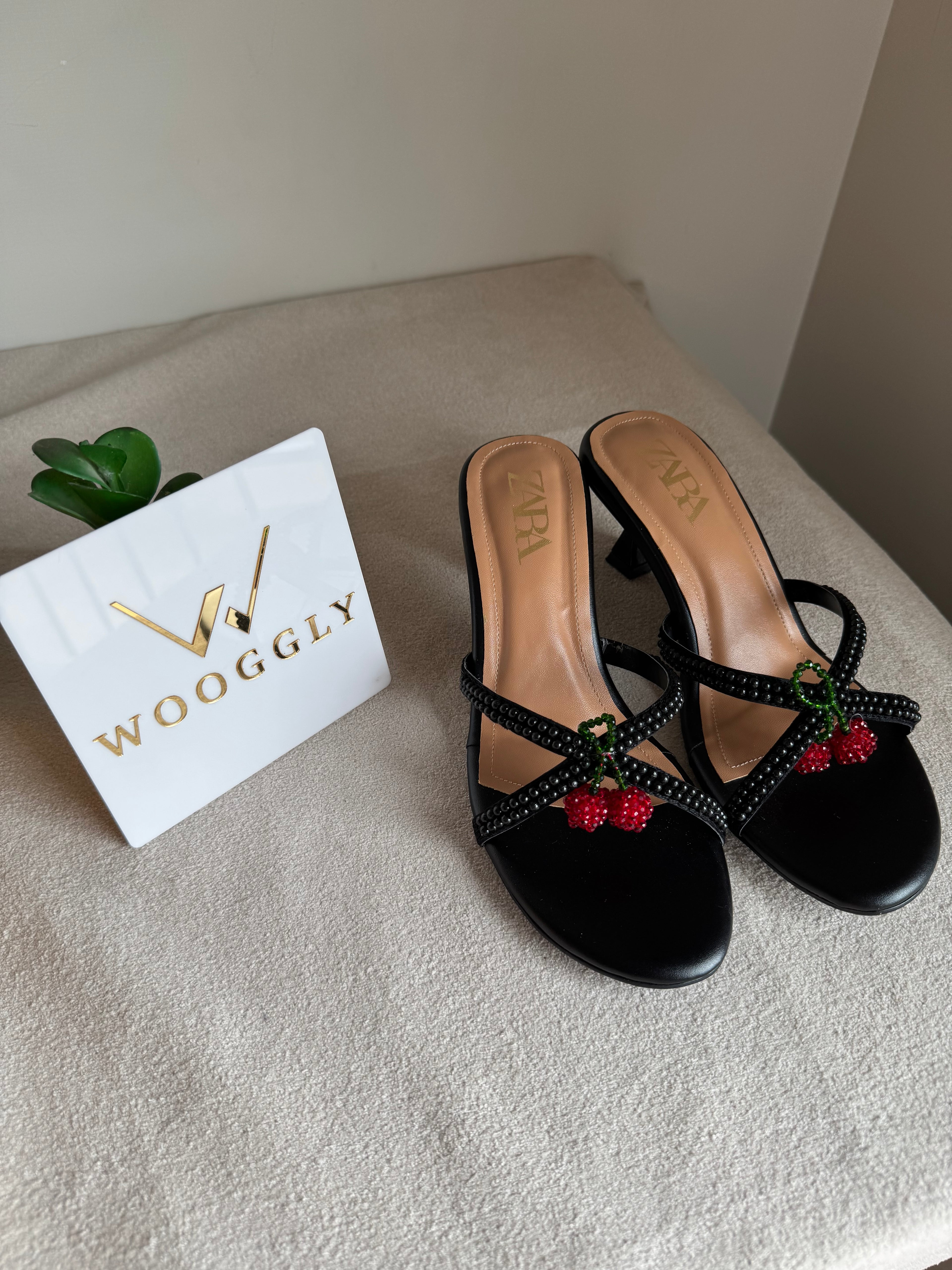 Cute Zara Cherry Heels Black