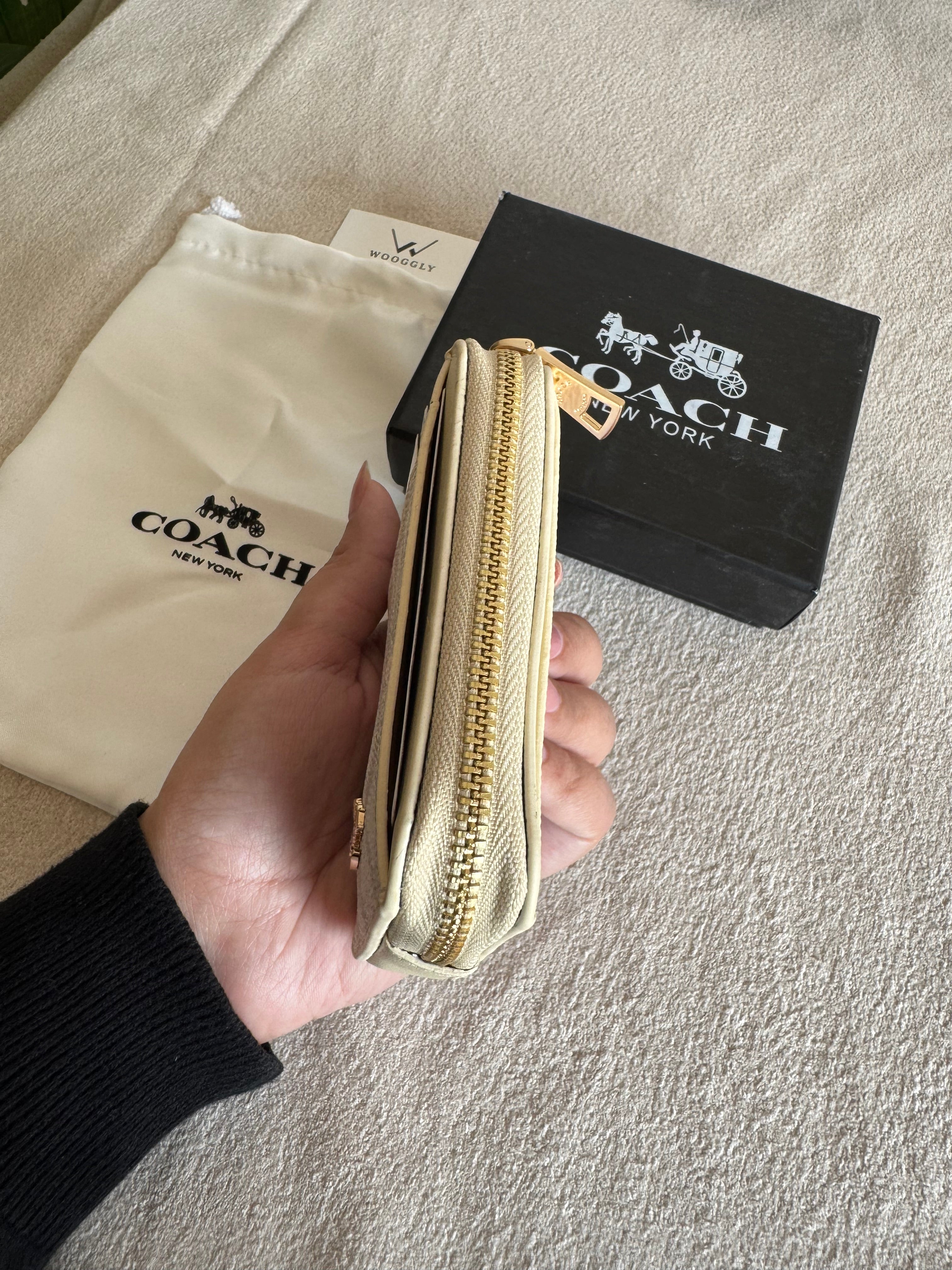 Coach Zip Card Case with Box Packing - White Beige