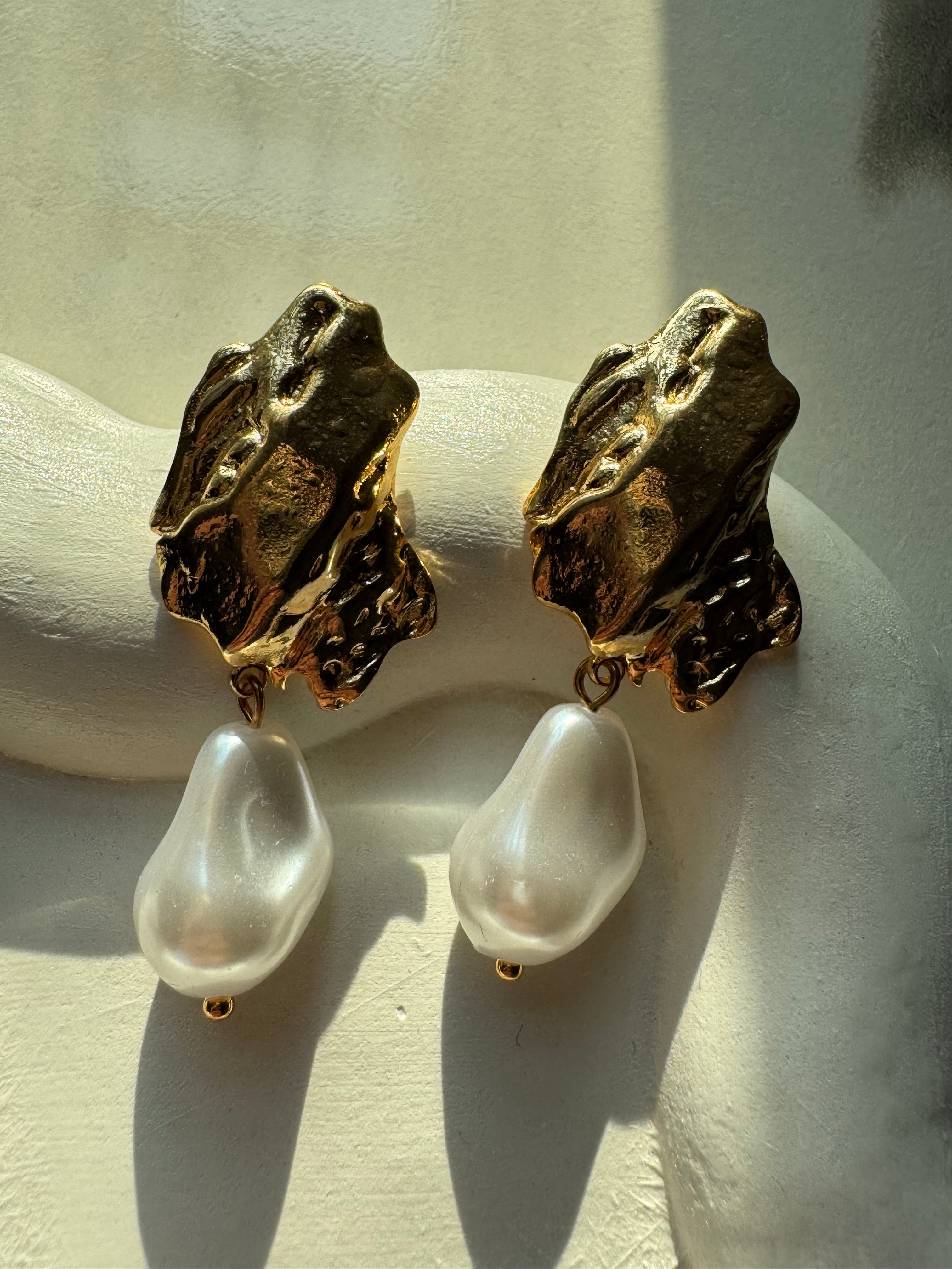 Golden Glow Earrings - 18K Gold Plated