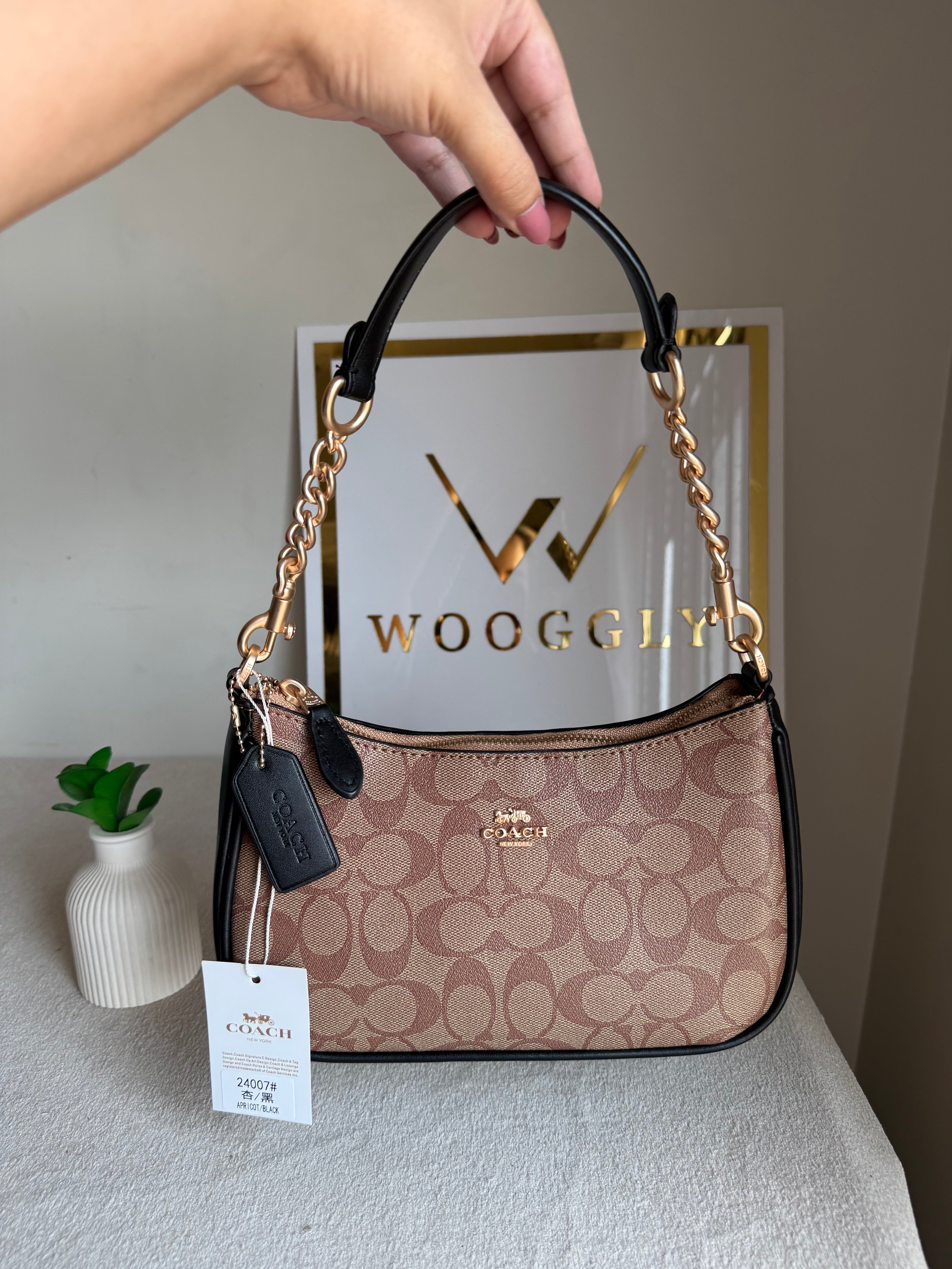 COACH TERI PREMIUM (Apricot Black) - MAGNETIC BOX PACKING