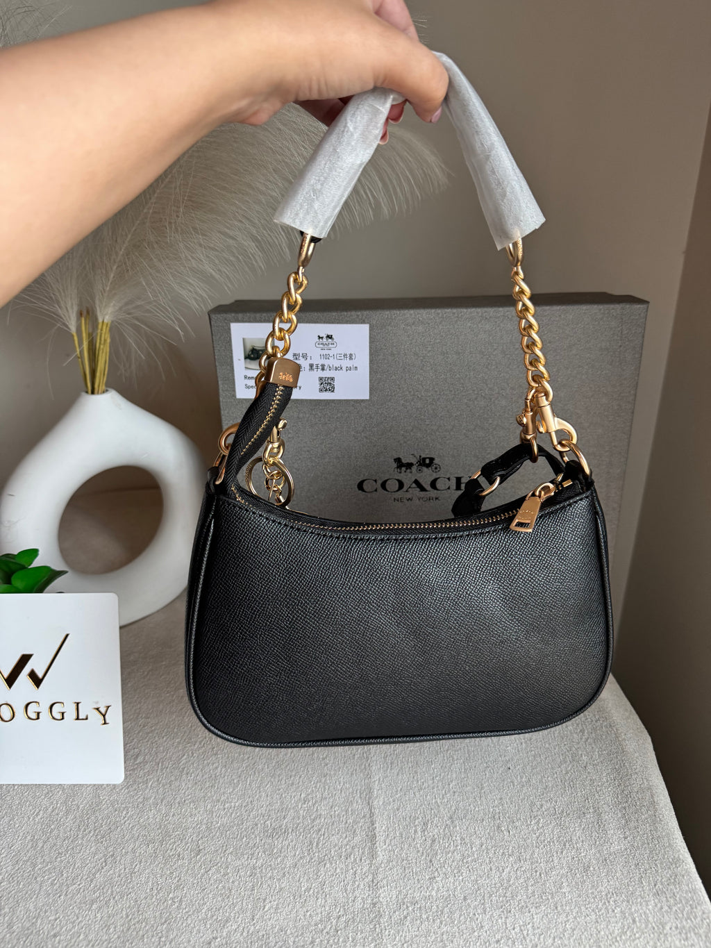 COACH Teri Gift Box with Baby Teri Charm & Coach Cherry Charm - Black