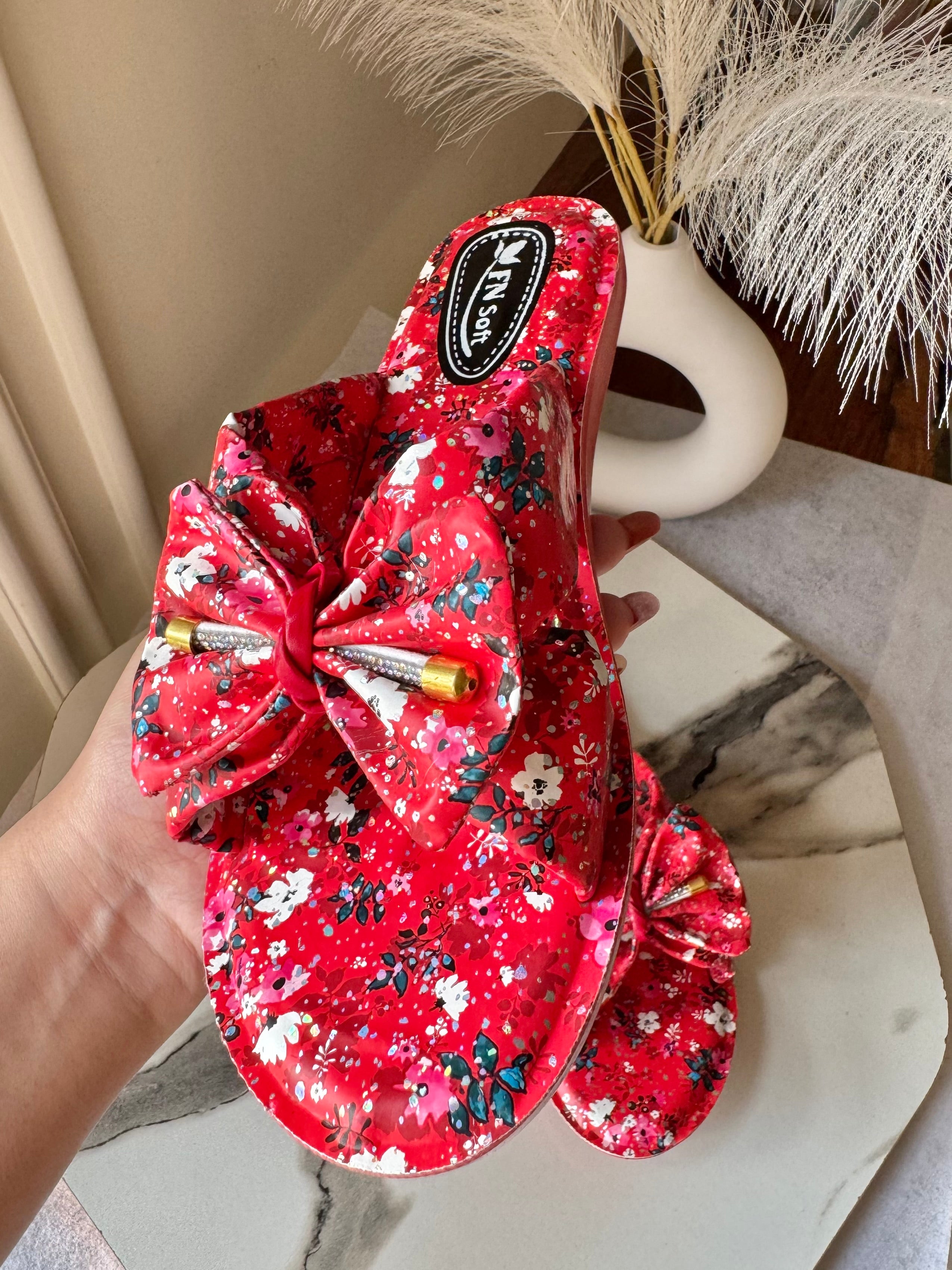 Soft Floral Fantasy Slides - Red