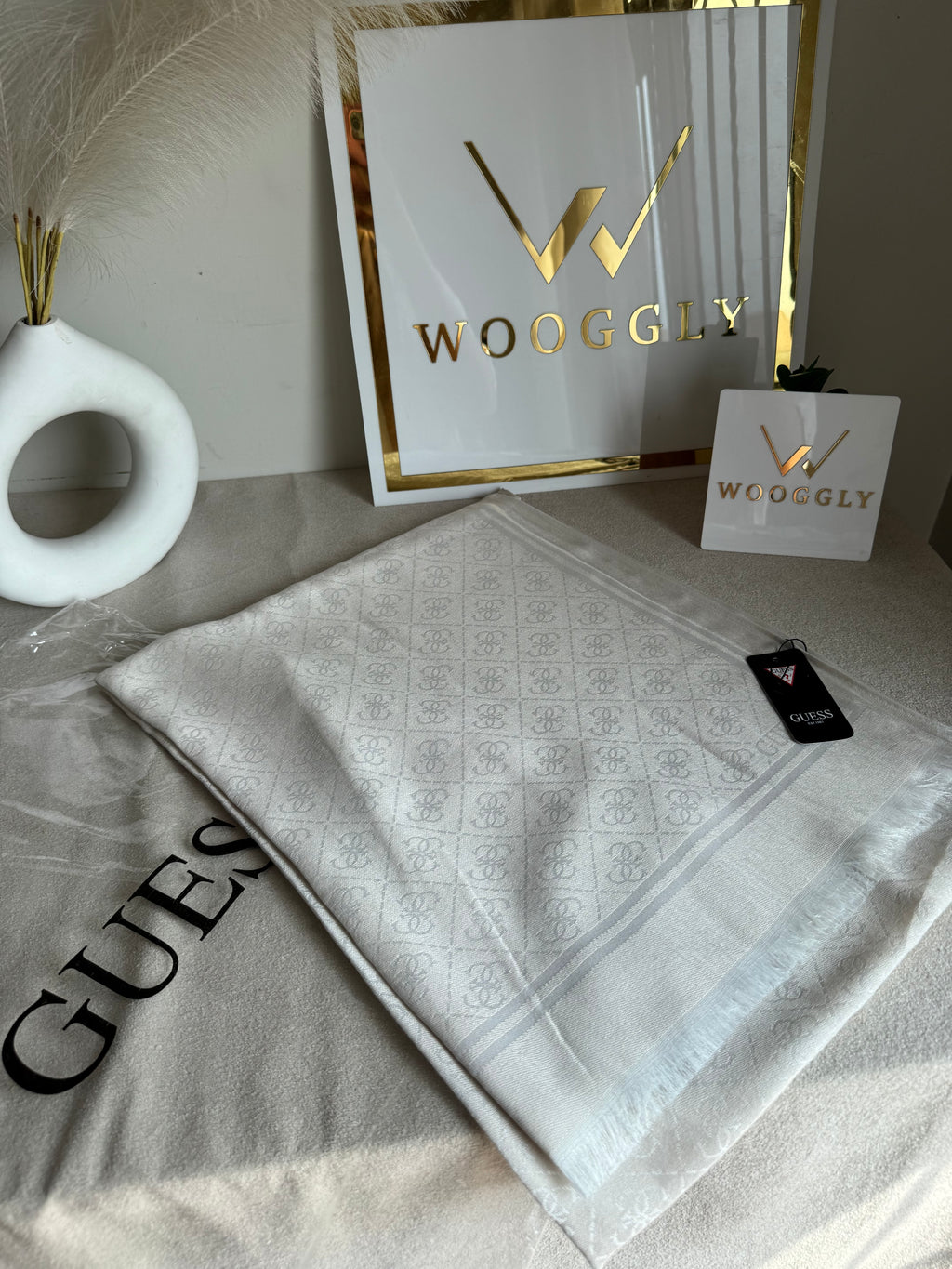Guess Stoller Cream