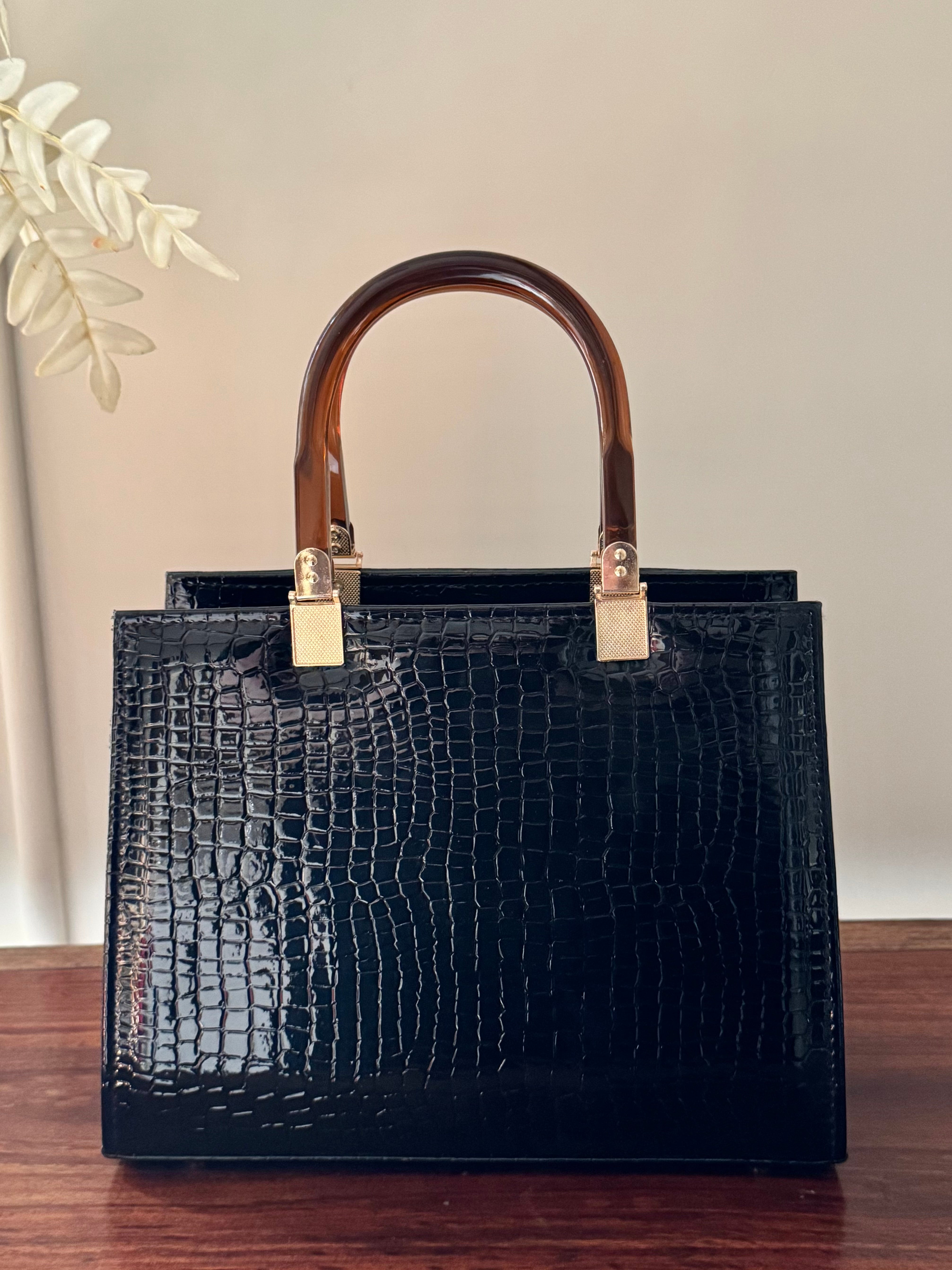 Dune Hand Bag with Long Strap - Black