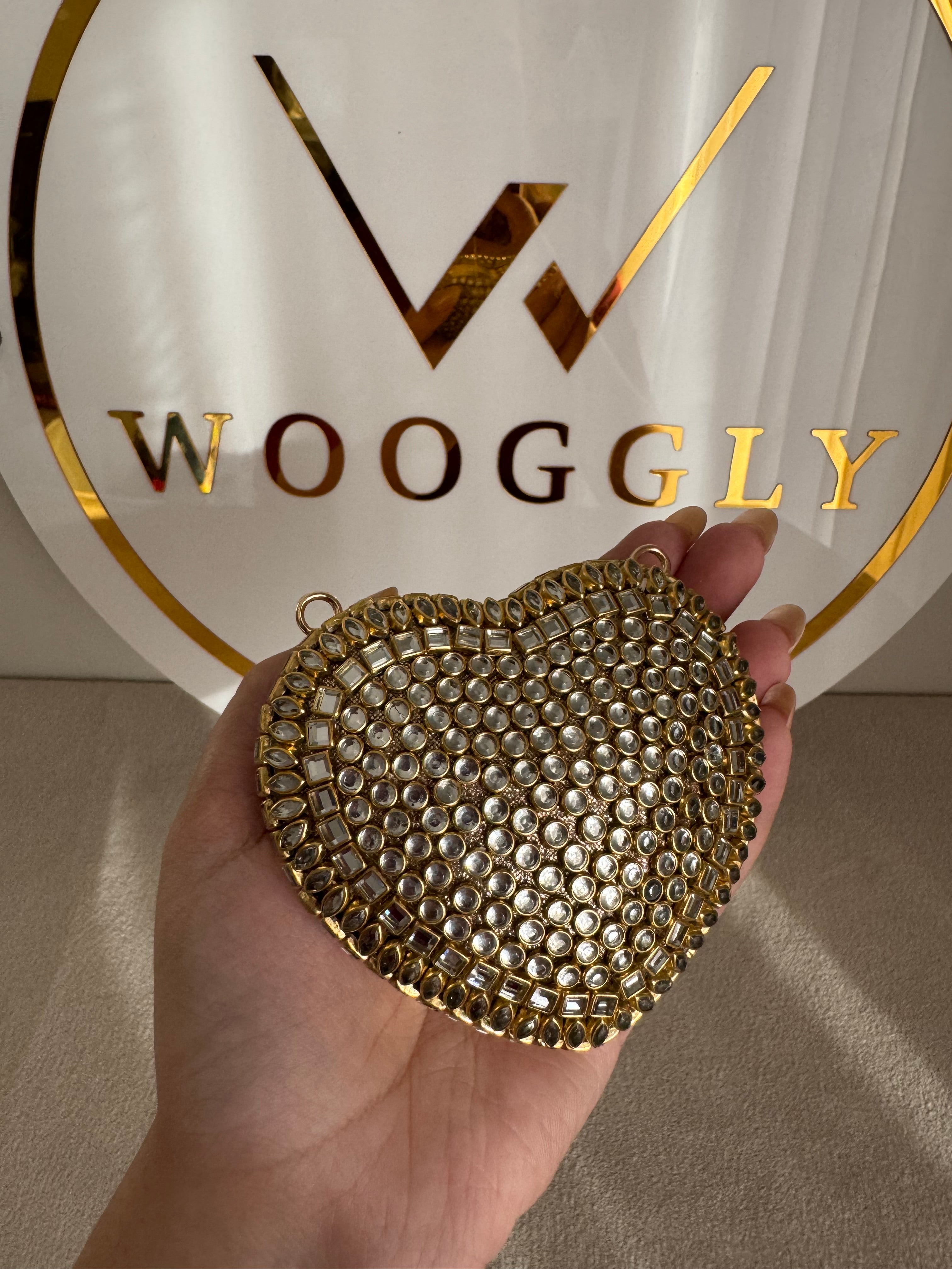 Kundan Classic Heart Clutch - Gold with Chain