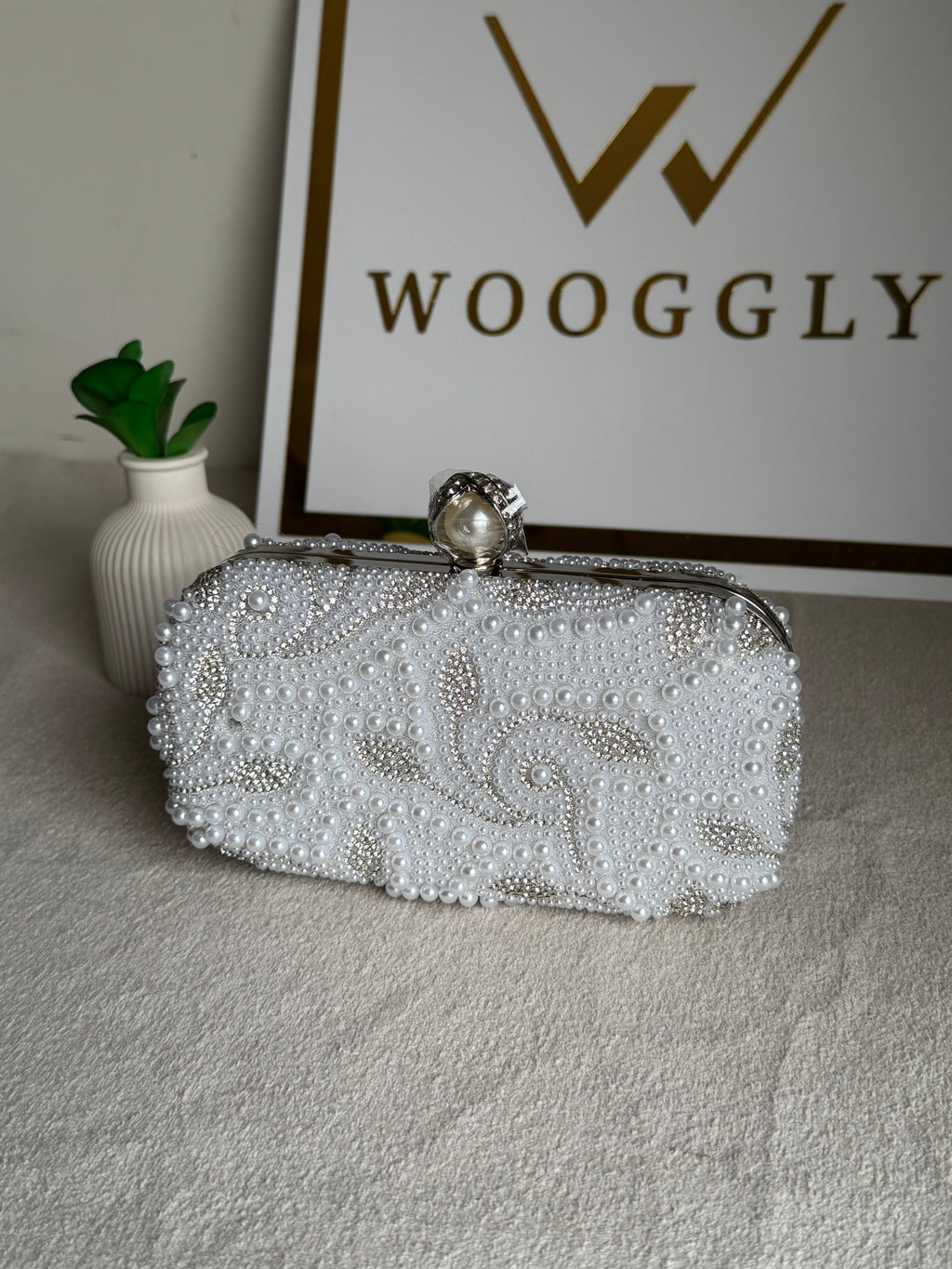 Petal Pearl Clutch