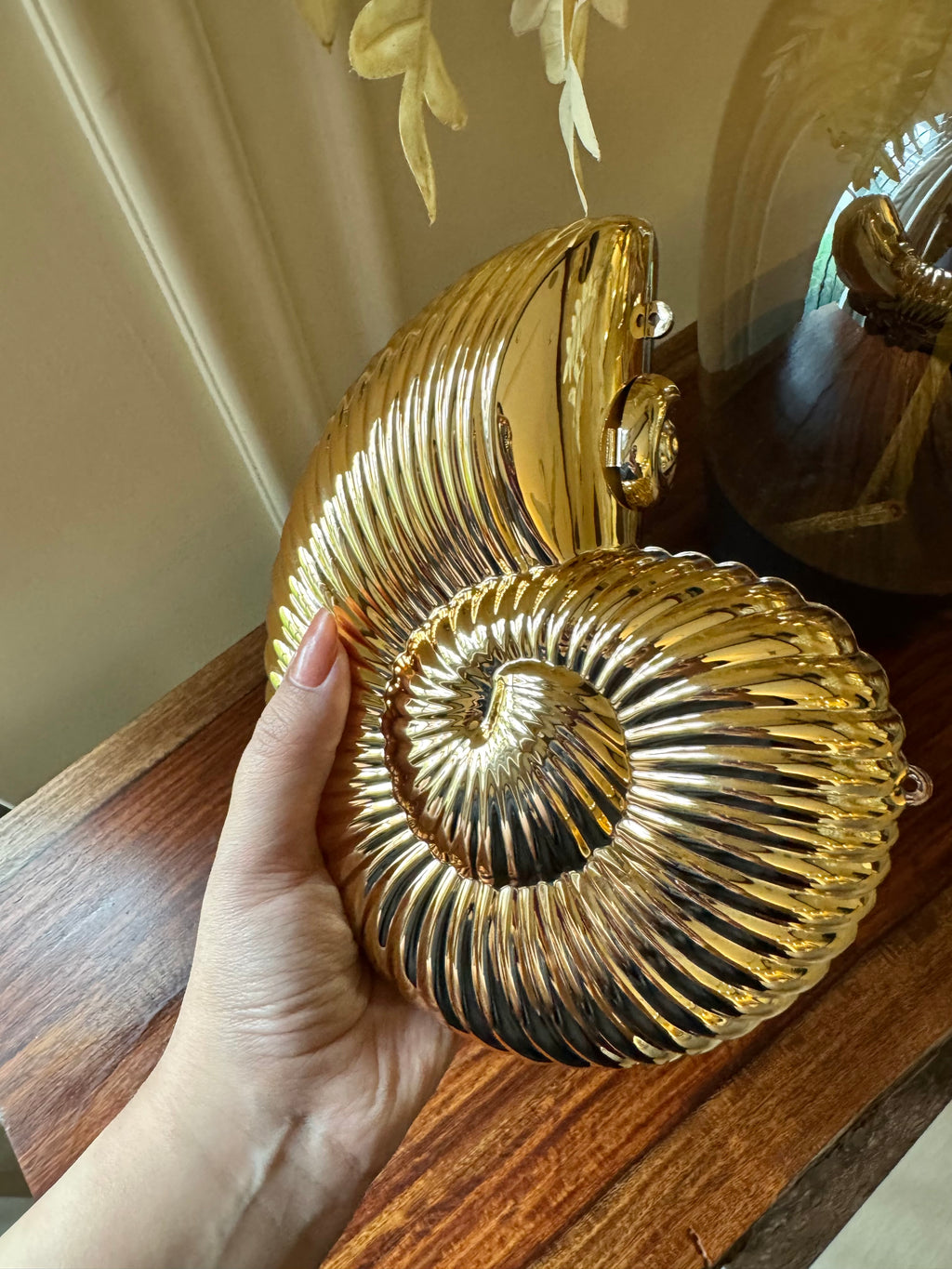 LUXURY Shell Clutch with Gold Chain - BIG SIZE