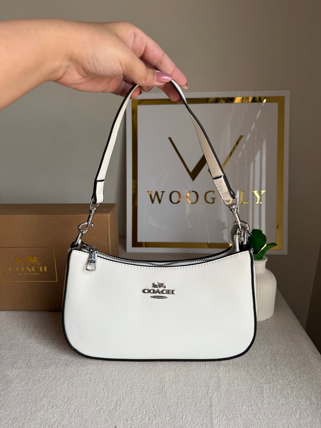 COACH TERI PREMIUM (White) - BOX PACKING