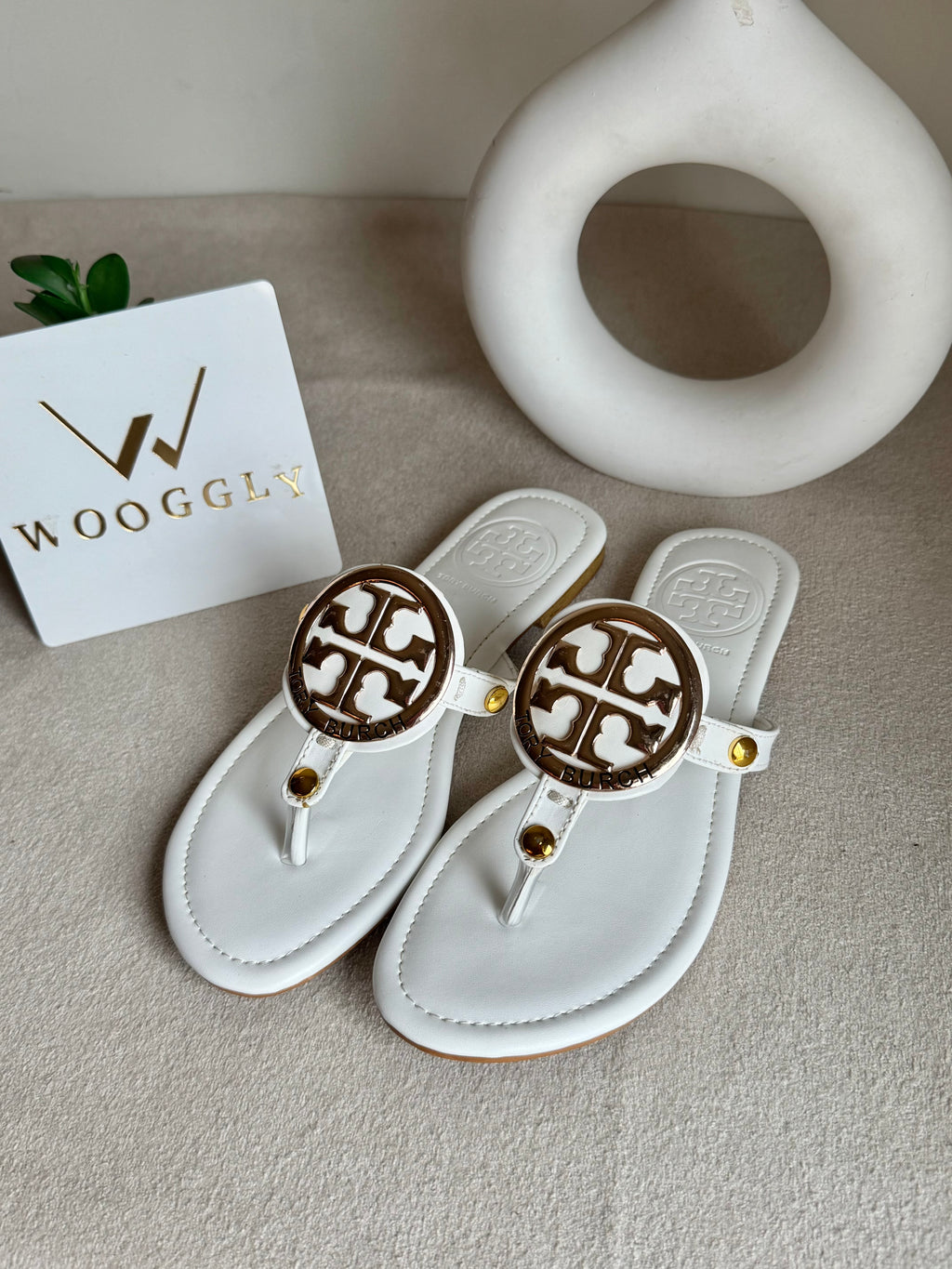 Viral Tory Burch Slides White