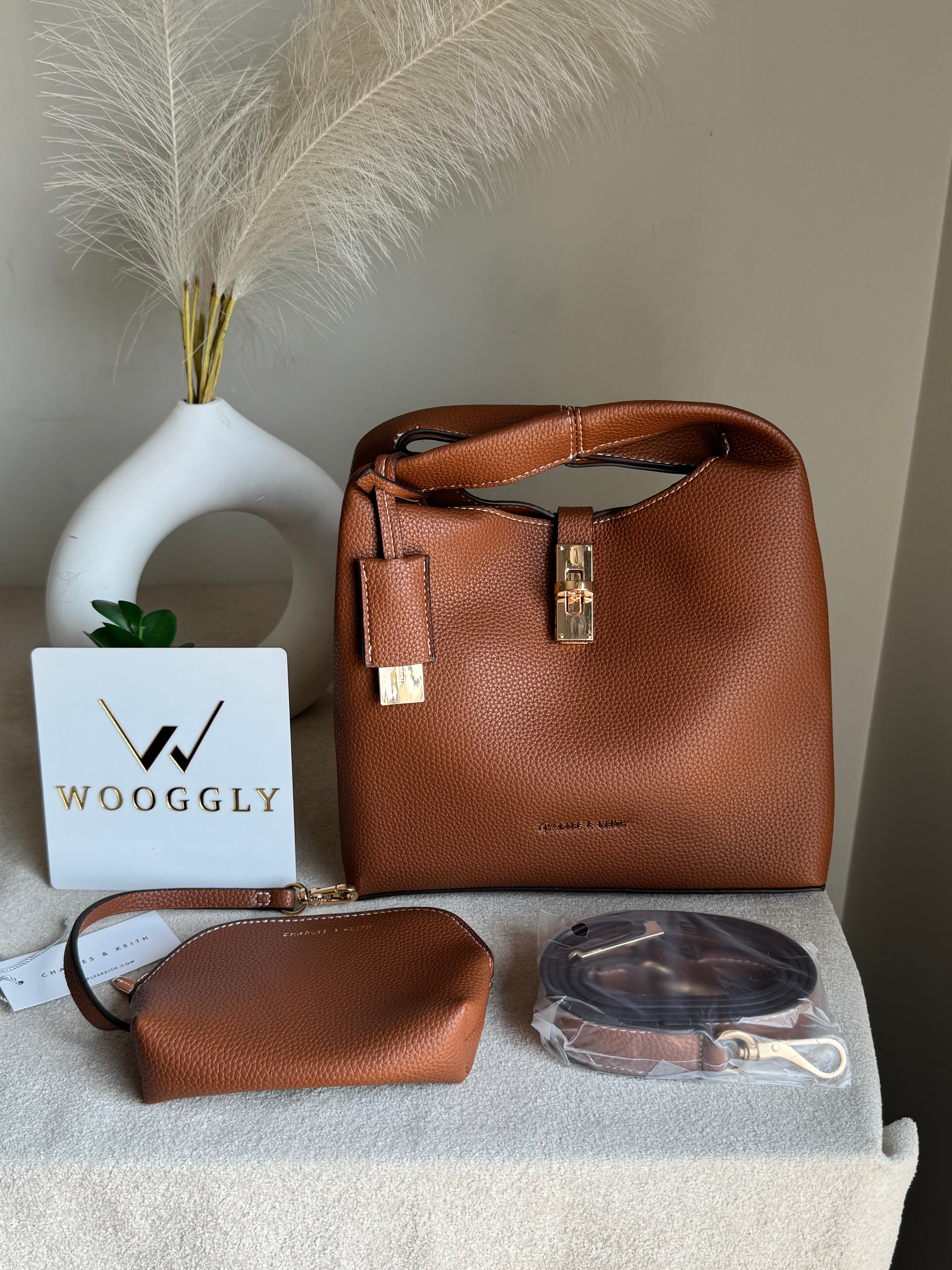 Premium C & K Bucket Bag with Small Pouch & PROPER PACKING Brown