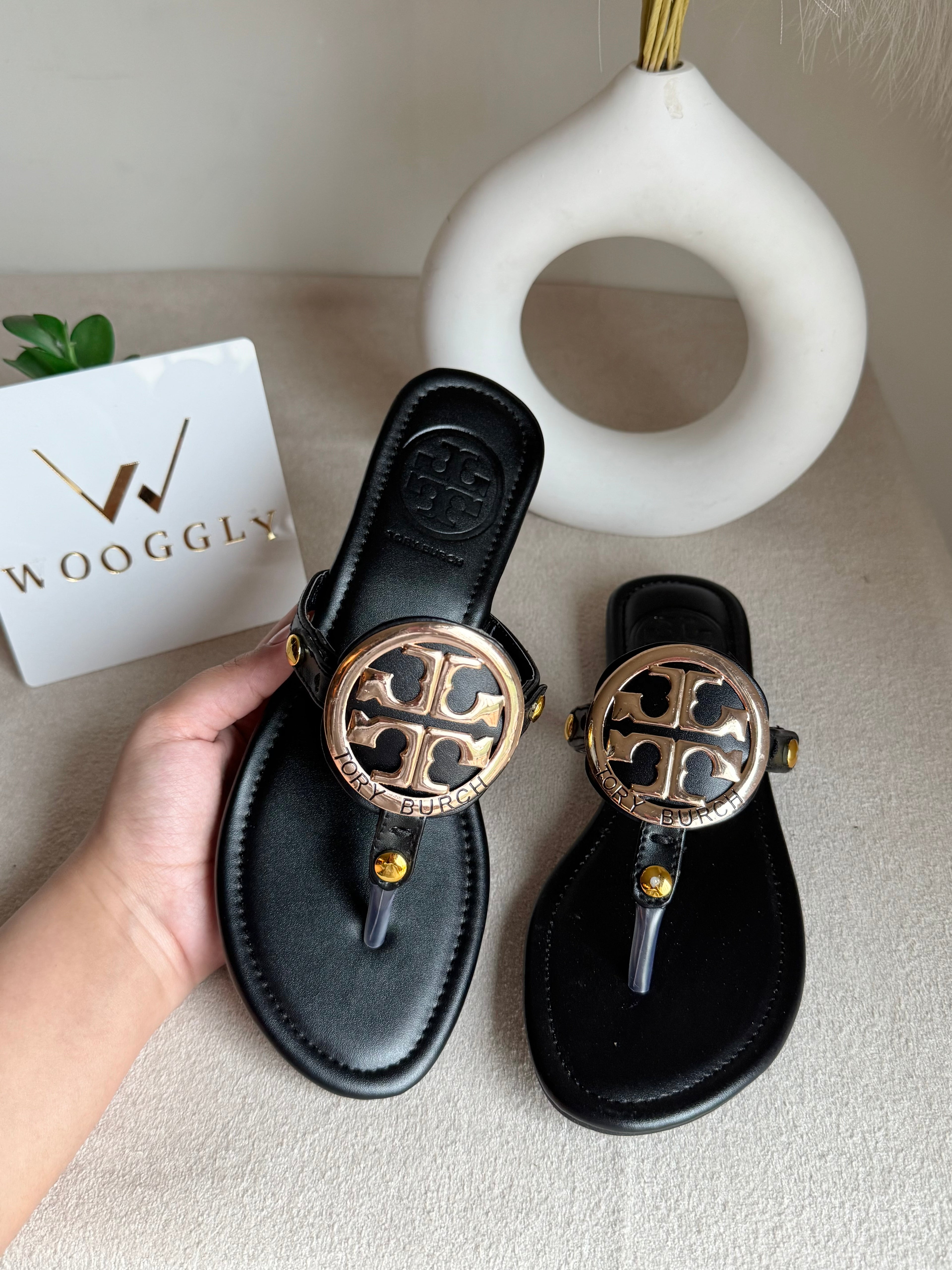 Viral Tory Burch Slides Black
