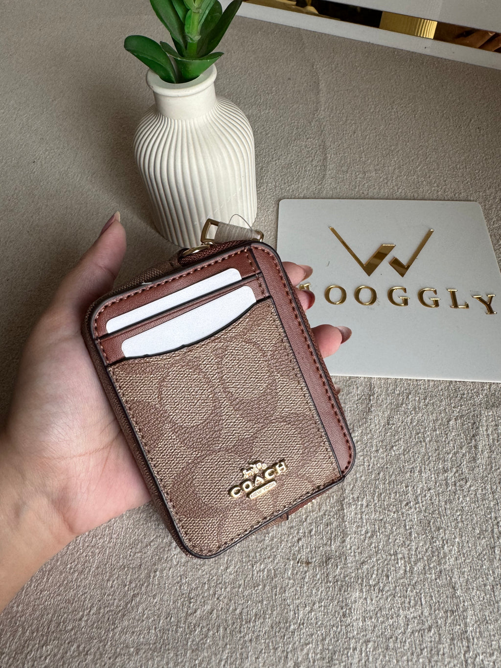 Coach Zip Card Case - Apricot with Chocolate Brown