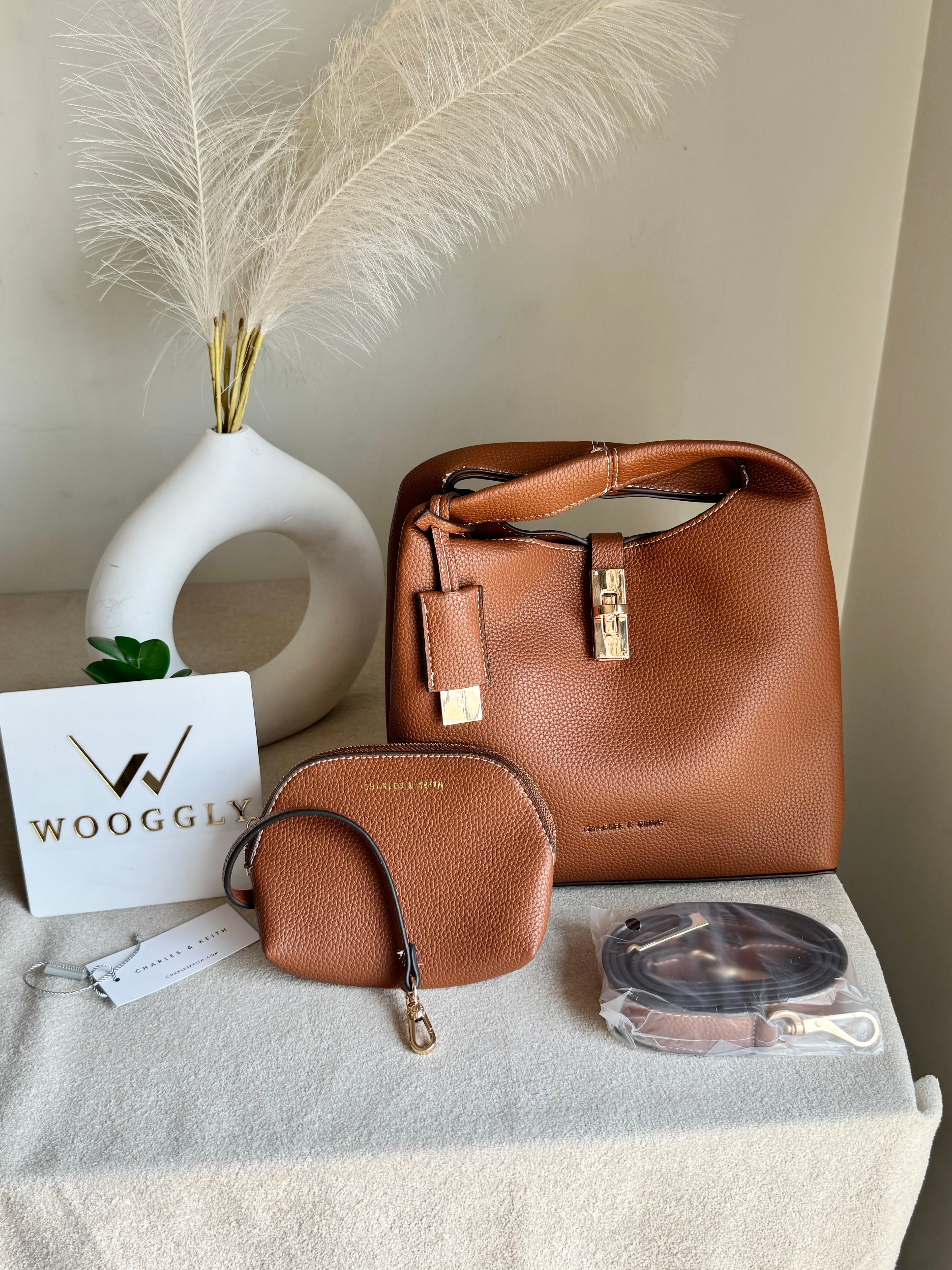 Premium C & K Bucket Bag with Small Pouch & PROPER PACKING Brown