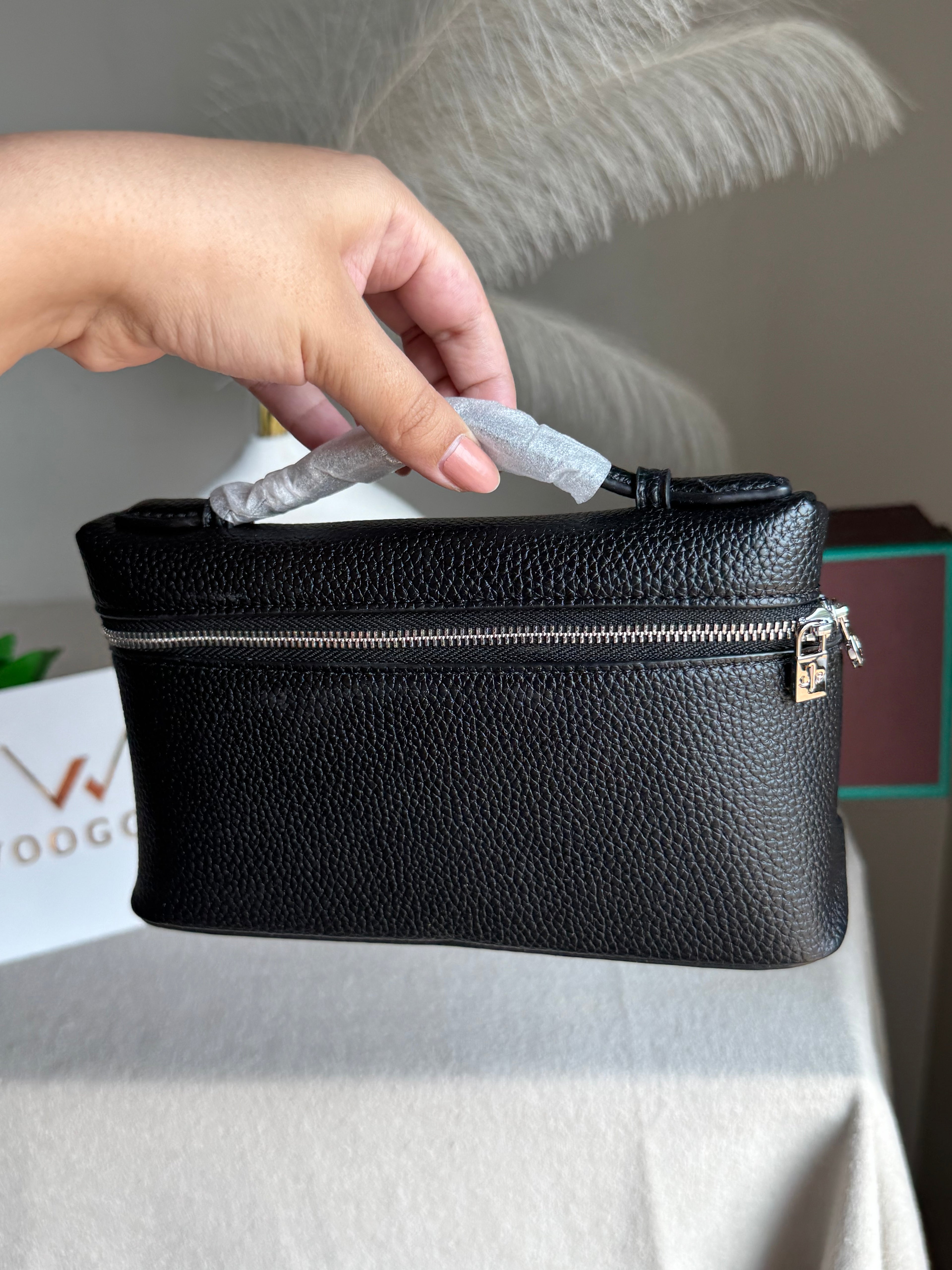 Premium Signature Bag - Black