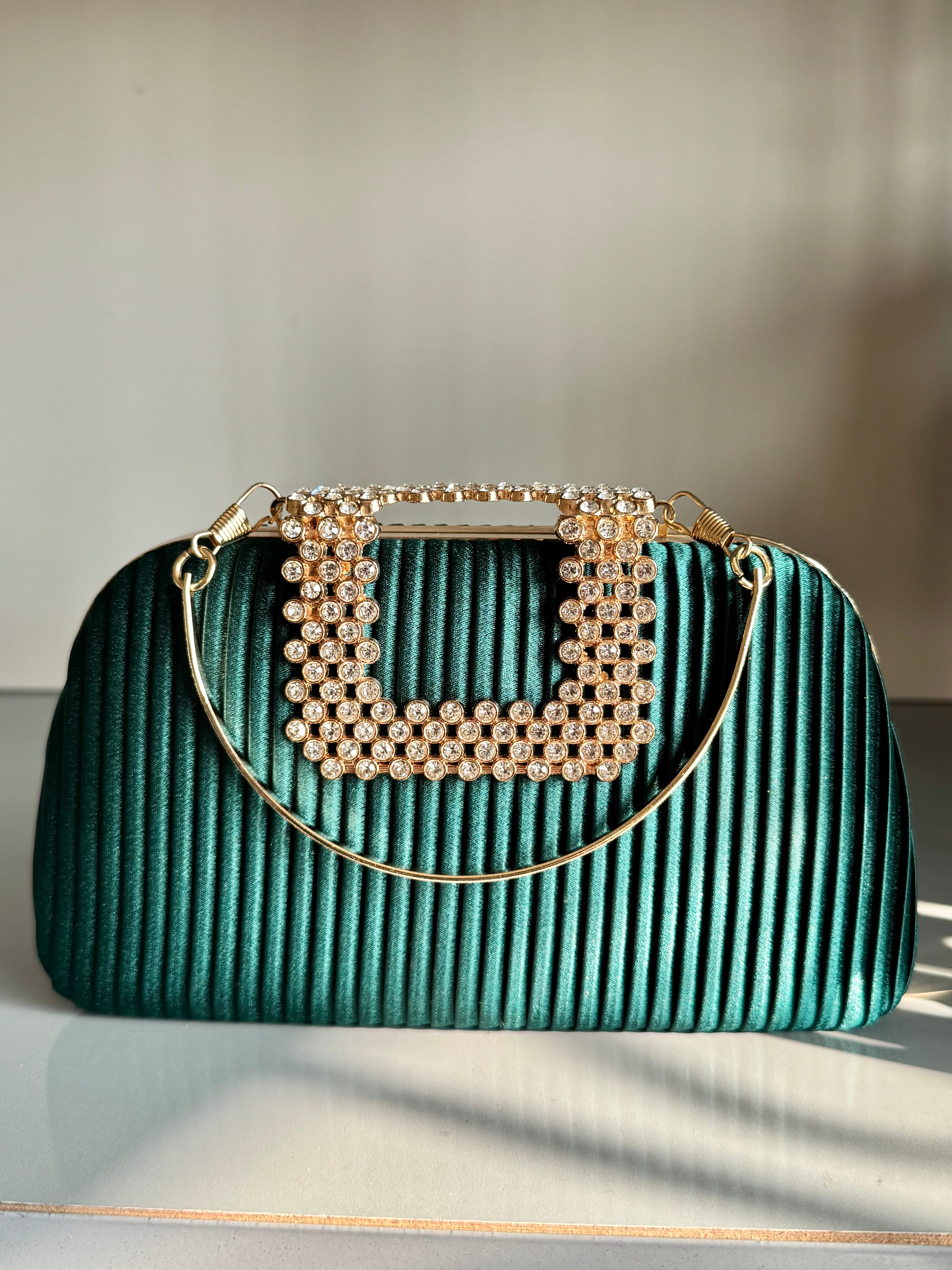 Velvet Charm Clutch - Green