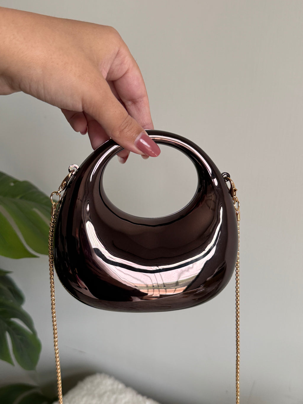 Viral Metallic Clutch with Chain - Mini Black