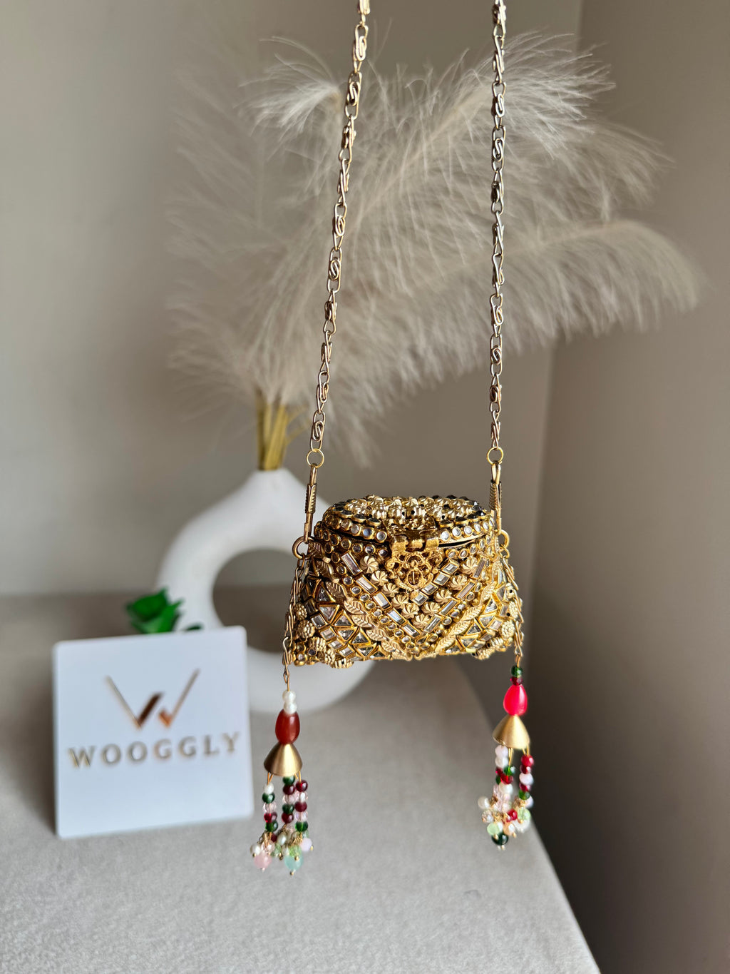 Viral Mini Clutch Lovelle - Gold with Red