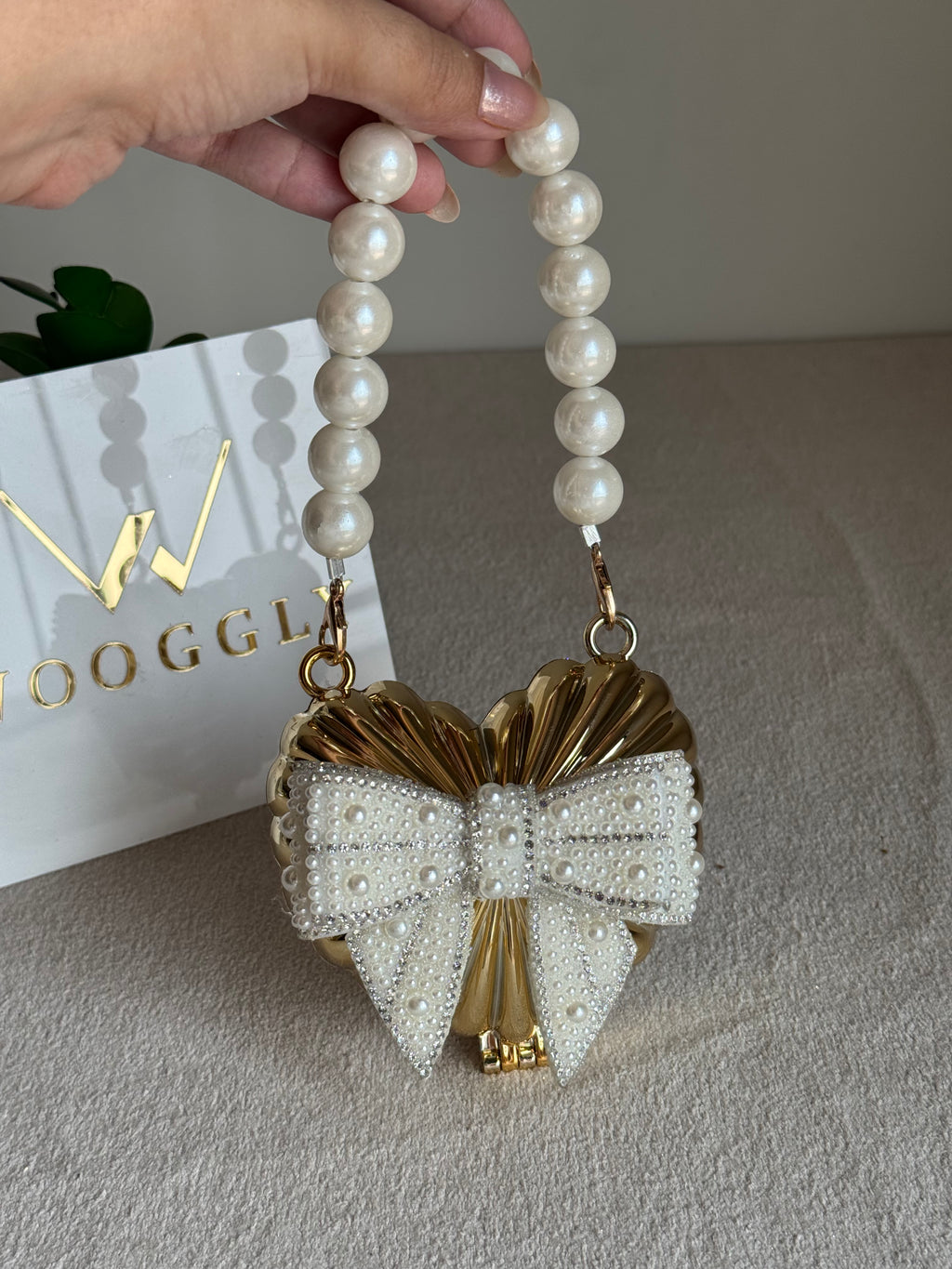 Blush Bow Heart Clutch (Gold)