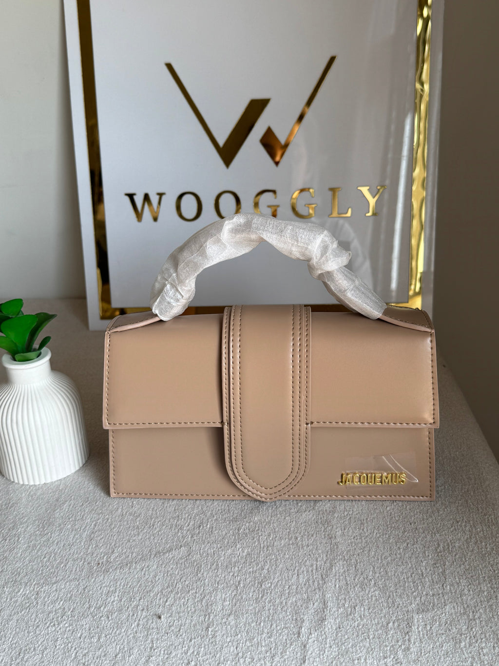 Jacquemus - Medium Bambino (Beige) BOX PACKING