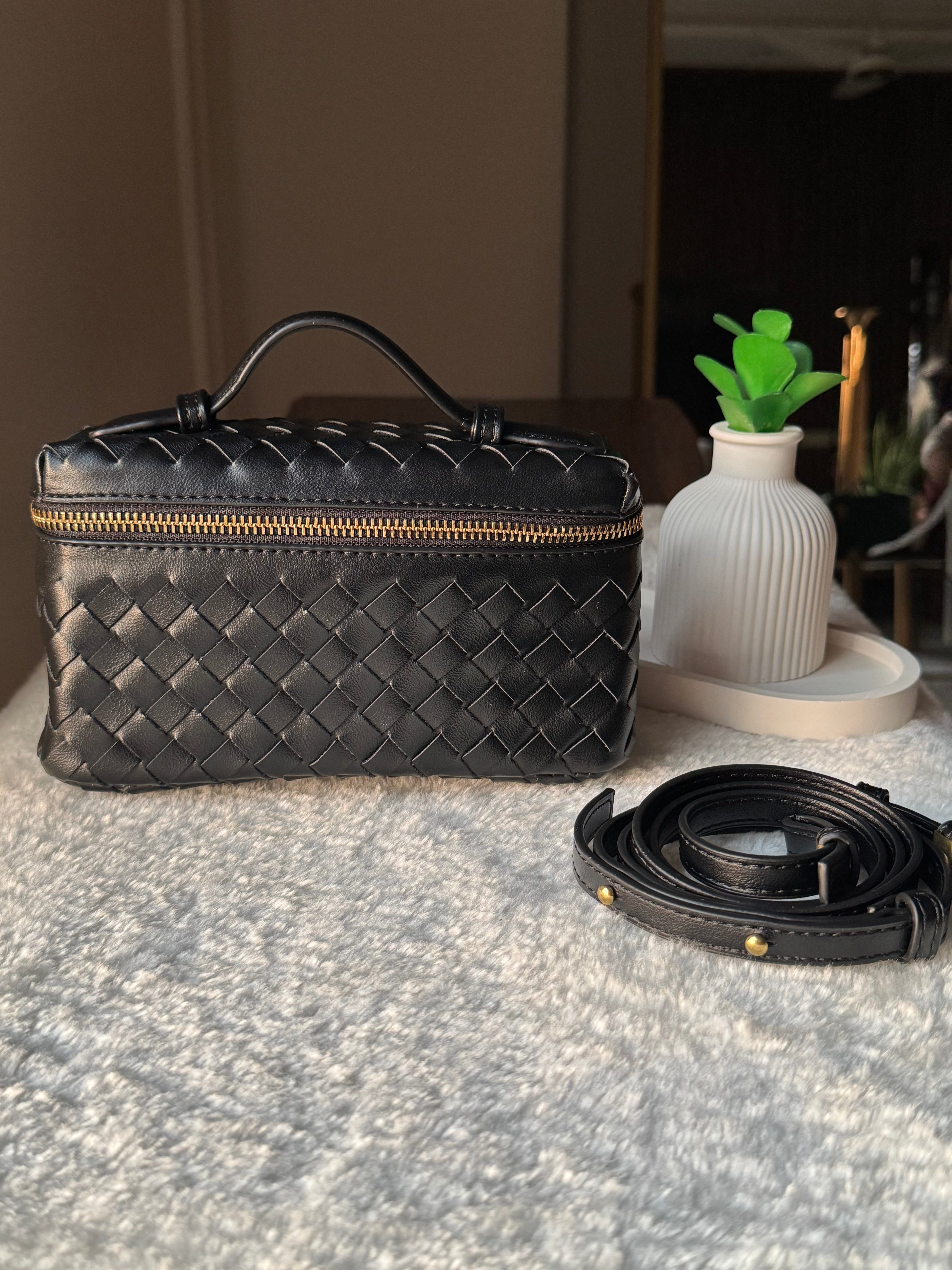 JW Pie Woven Bag with Long Strap (Black)