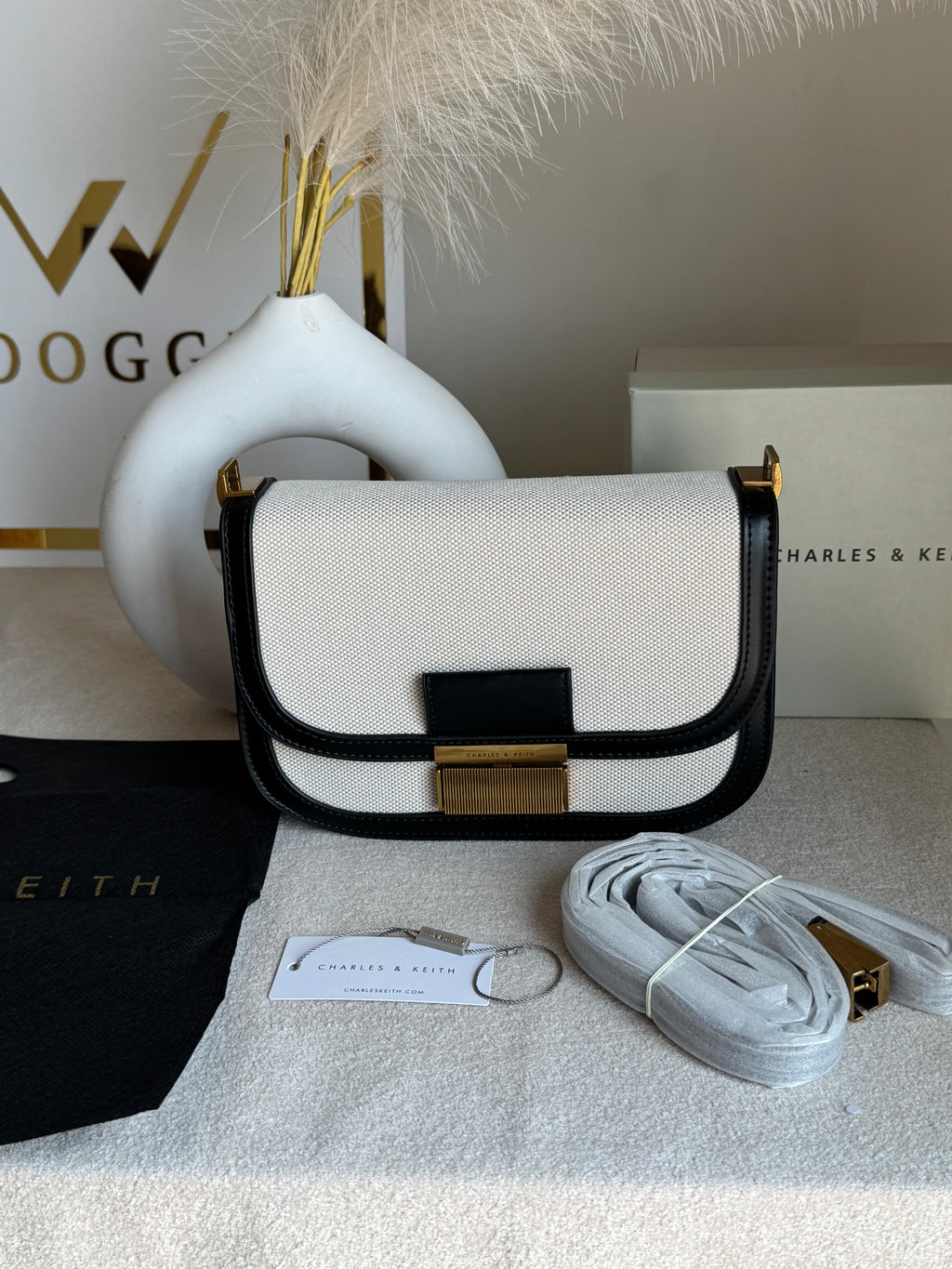 Premium C&K Coco Bag with PROPER PACKING Cream & Black