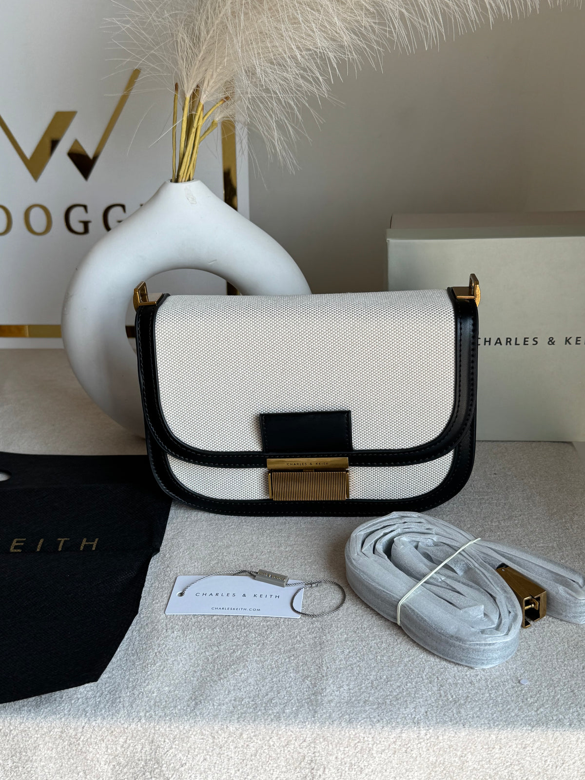 Premium C&K Coco Bag with PROPER PACKING Cream & Black