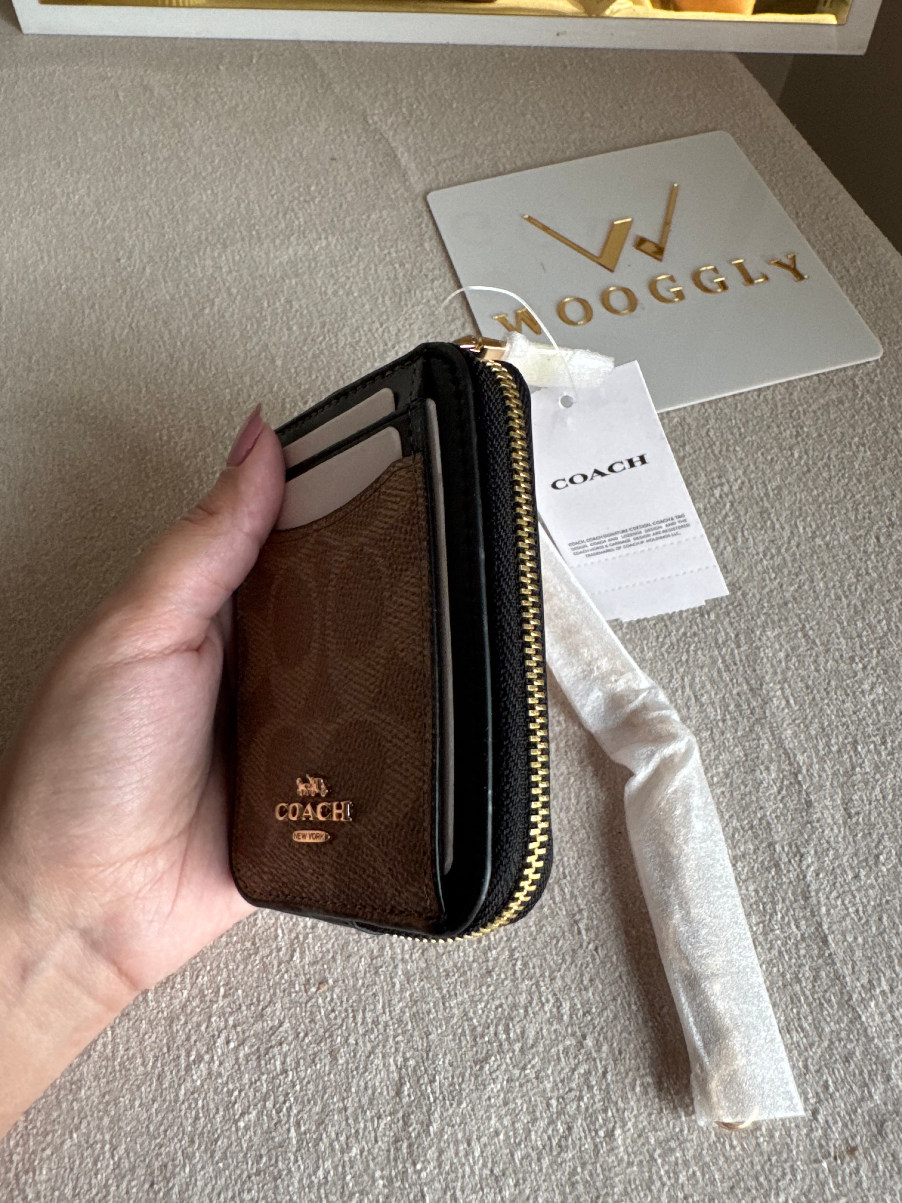 Coach Zip Card Case - Apricot Black