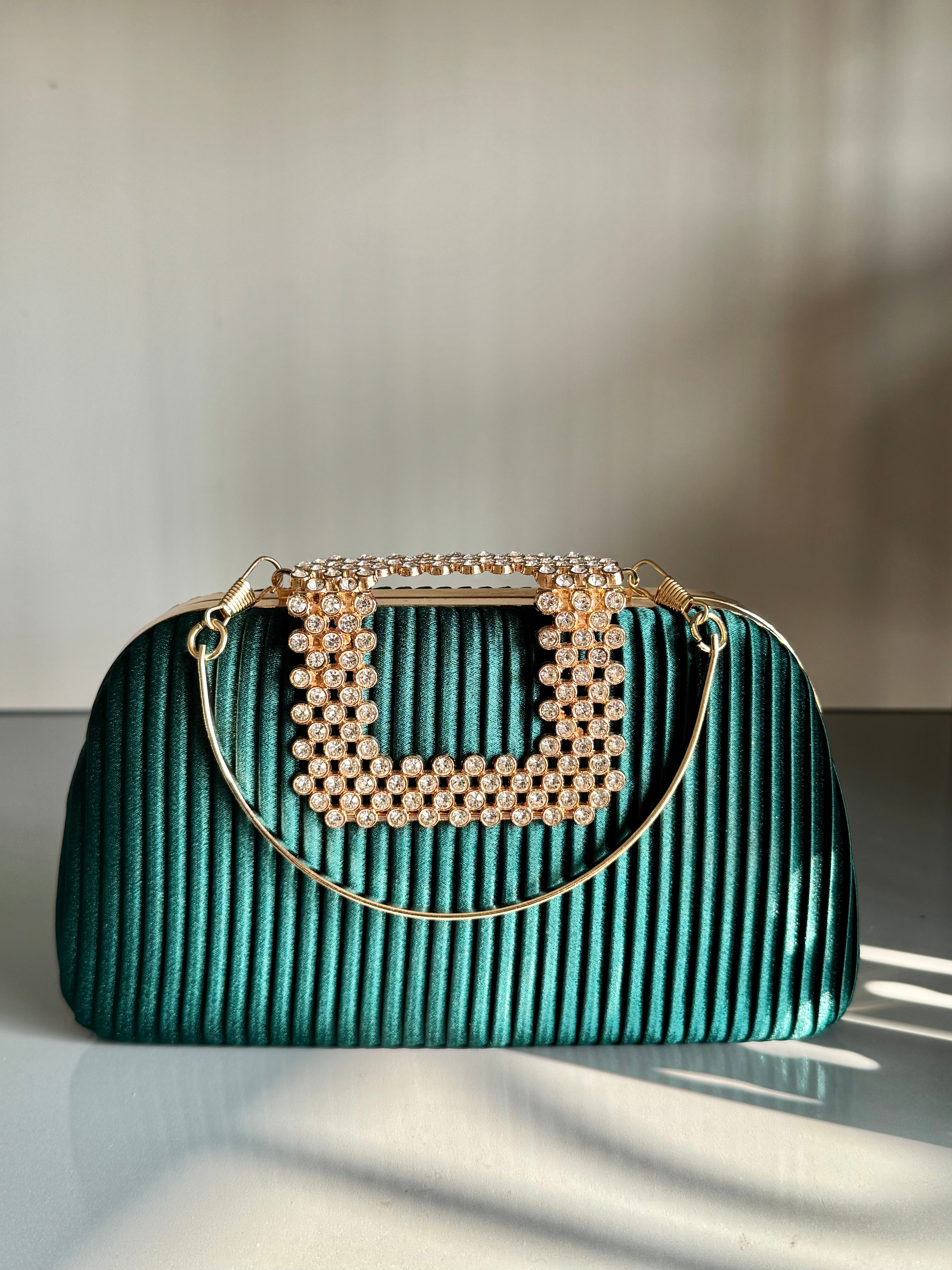 Velvet Charm Clutch - Green