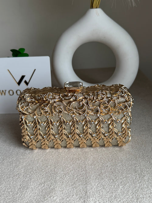 Amour Clutch Champagne Metal