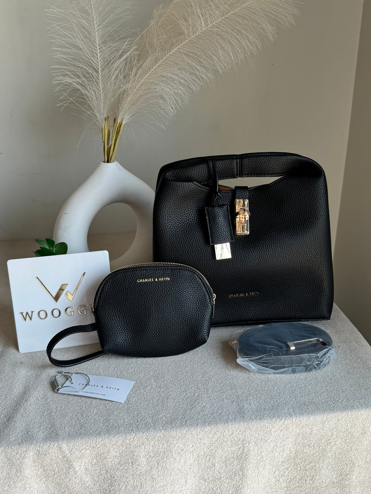 Premium C & K Bucket Bag with Small Pouch & PROPER PACKING Black