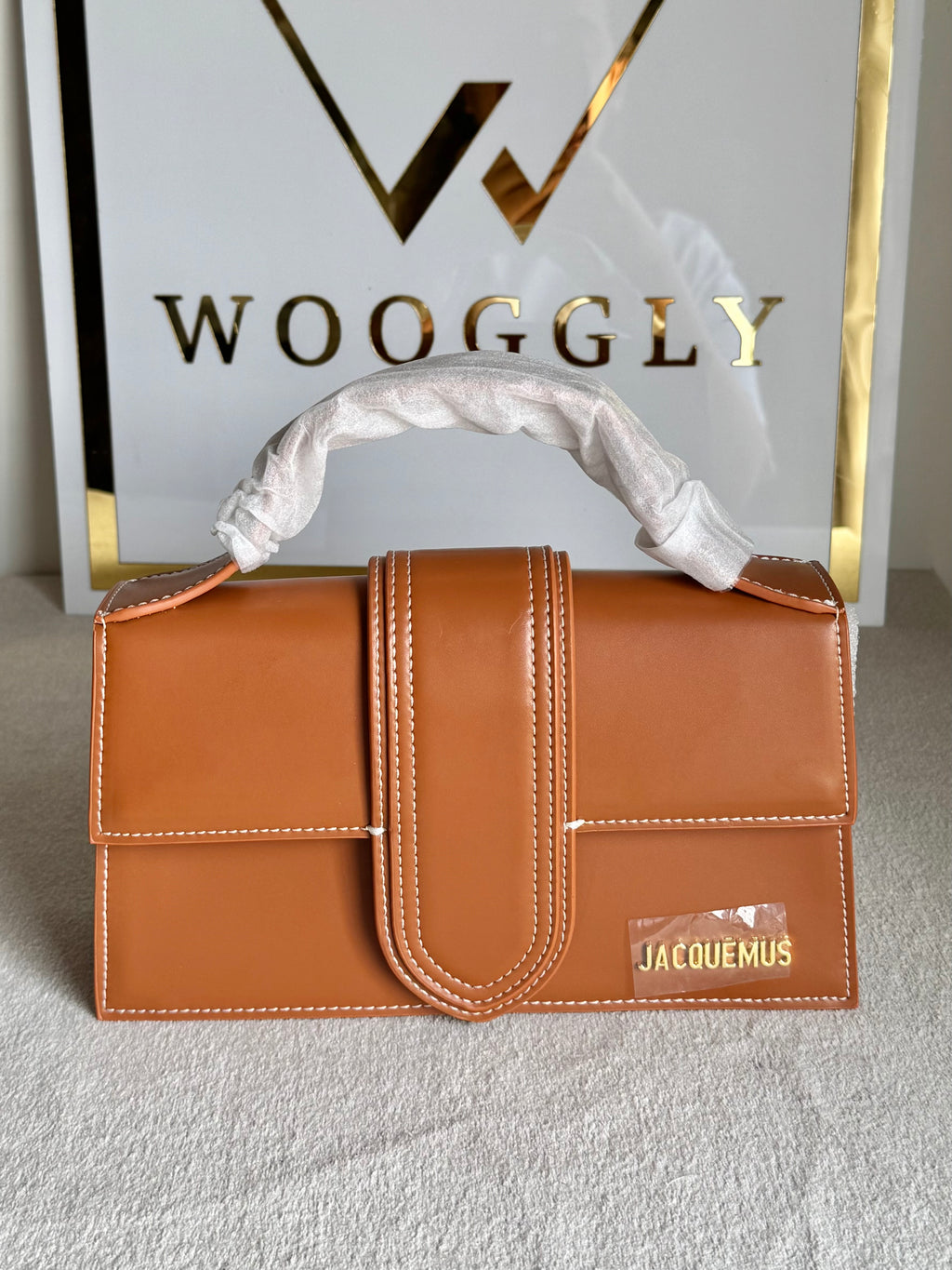 Jacquemus - Medium Bambino (Brown) BOX PACKING