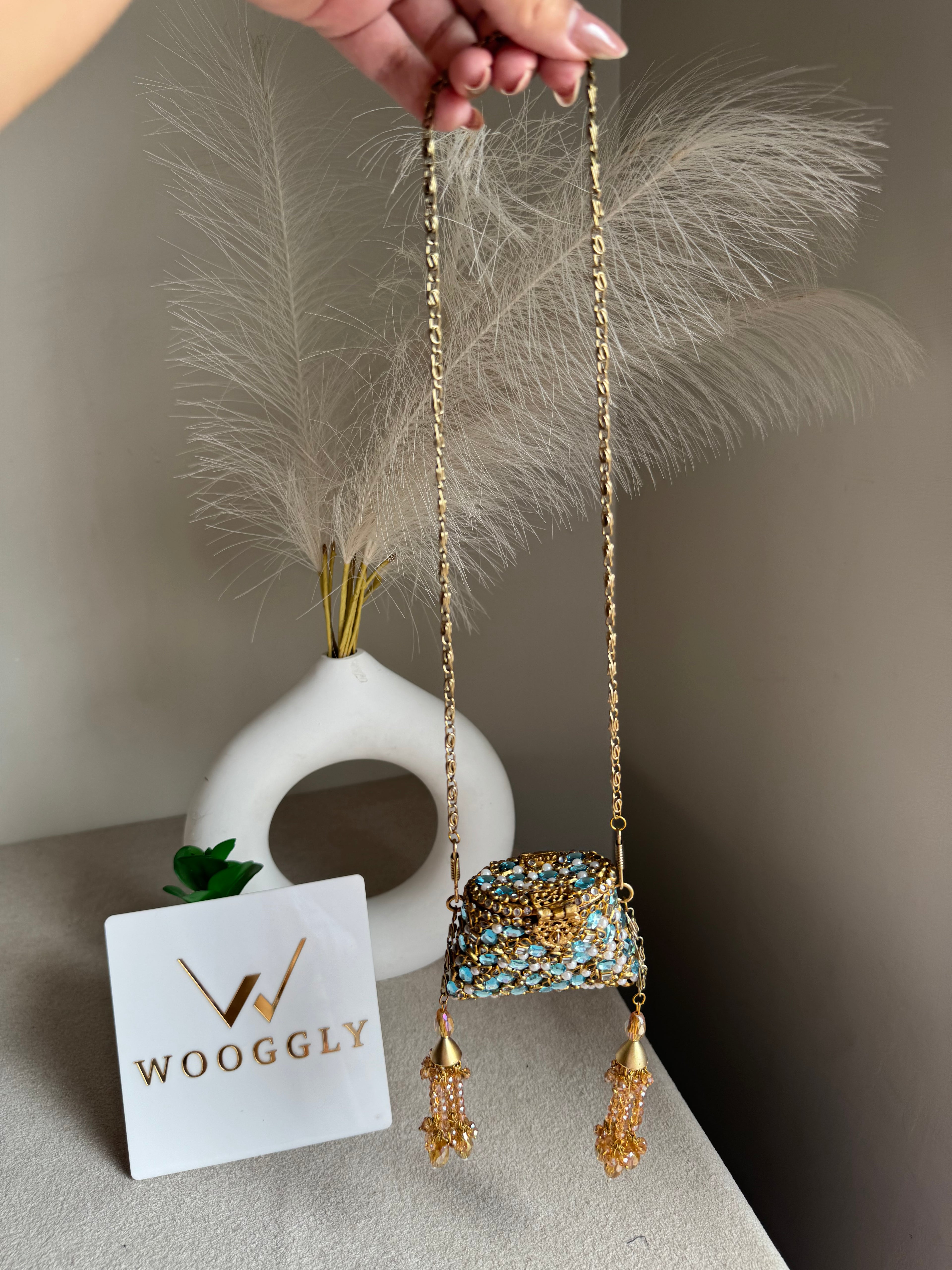 Viral Mini Clutch Lovelle - Gold with Turquoise