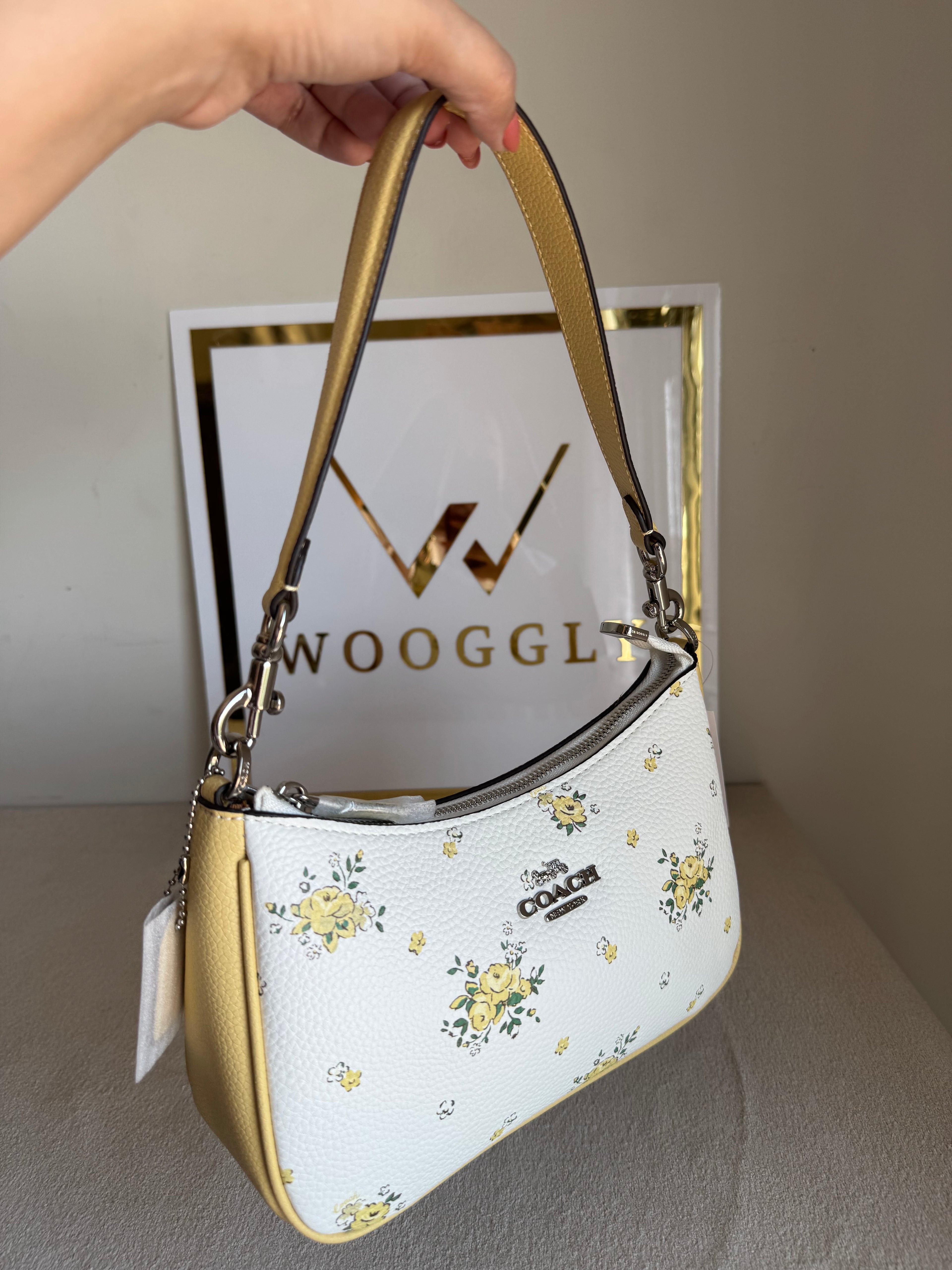 COACH TERI PREMIUM (Viral Butter Yellow) - MAGNETIC BOX PACKING