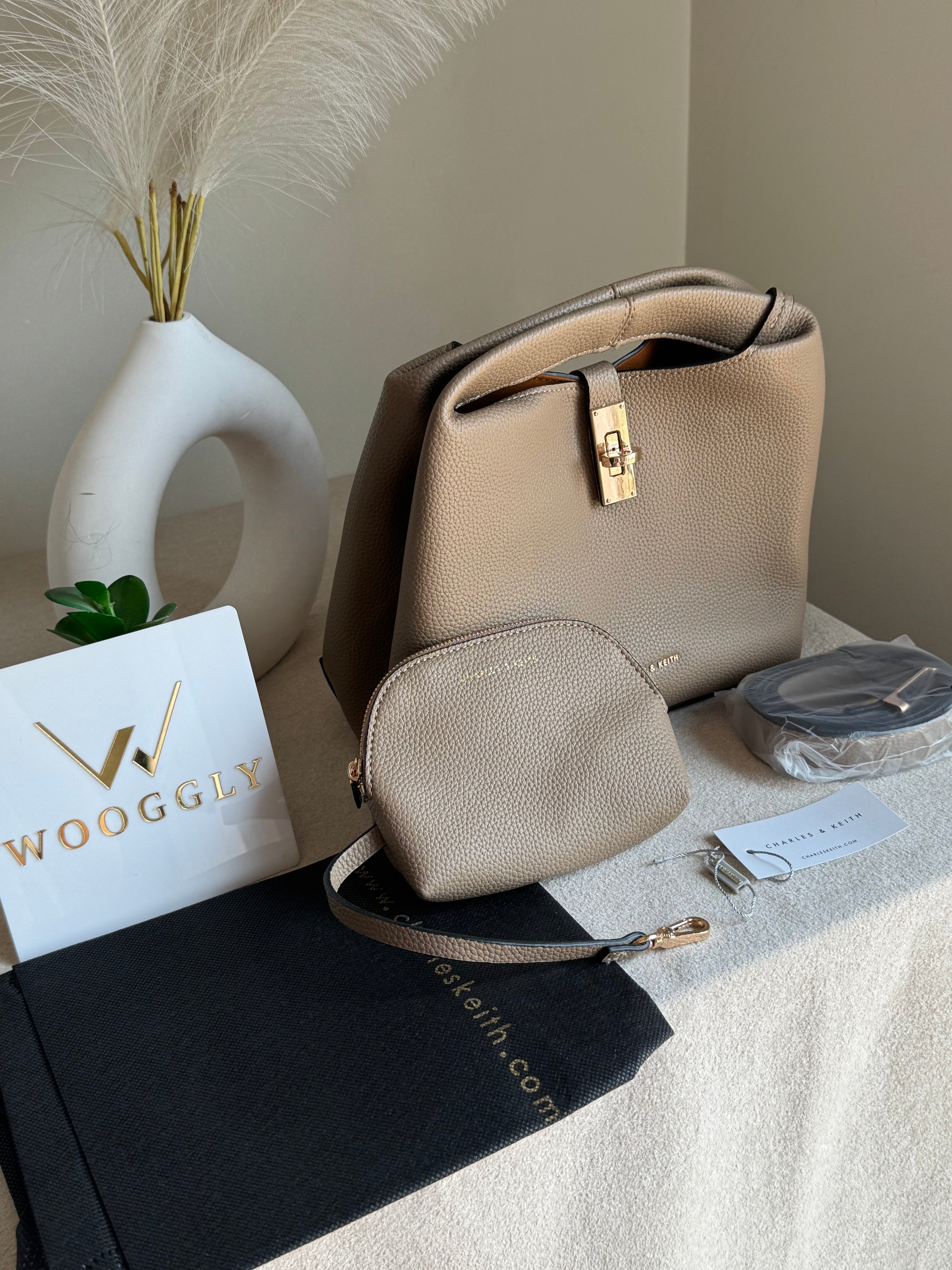 Premium C & K Bucket Bag with Small Pouch & PROPER PACKING Beige