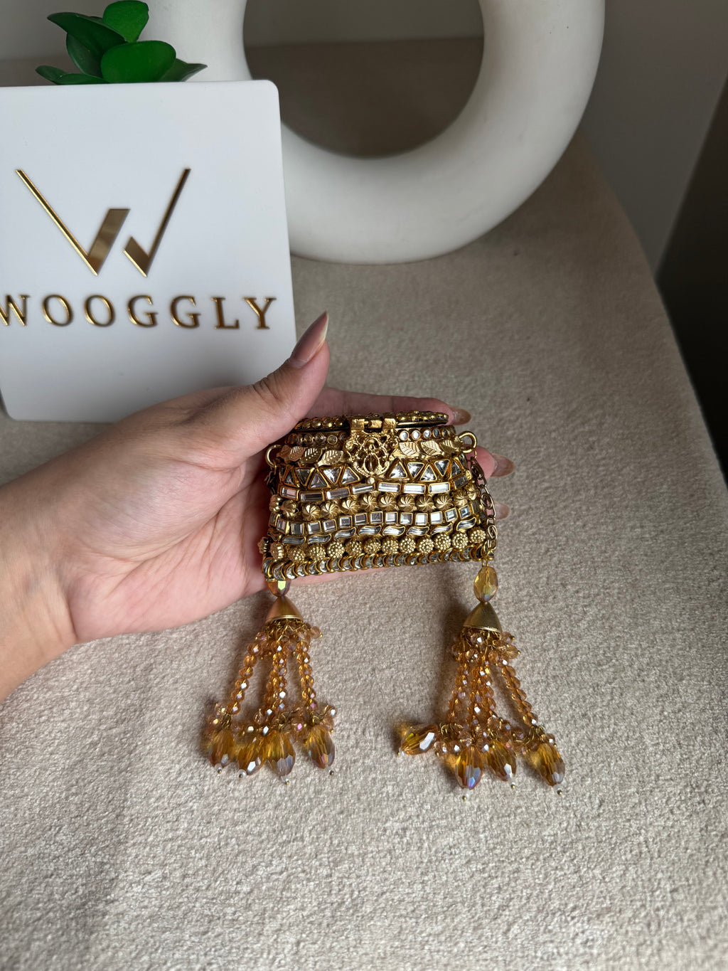 Viral Mini Clutch Lovelle - Gold with Kundan