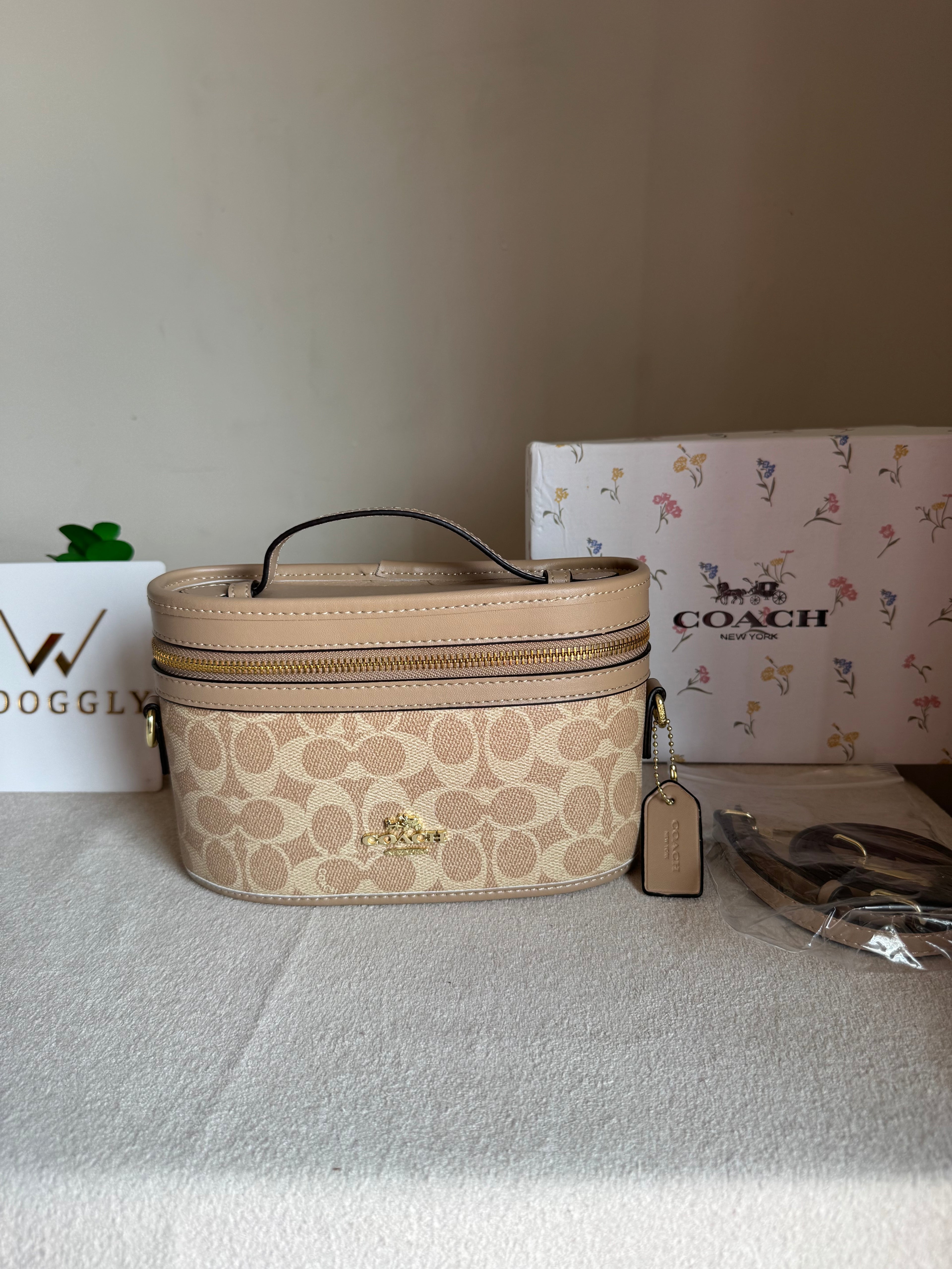 COACH Premium Bucket Bag (Signature Beige) with Long Strap - BOX PACKING