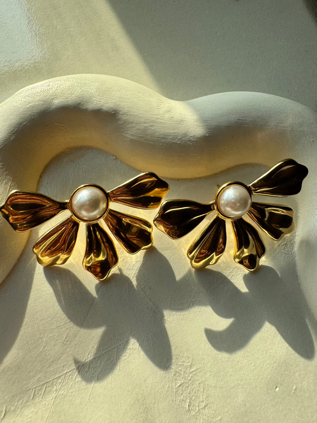 Floral Dreams - 18K Gold Plated