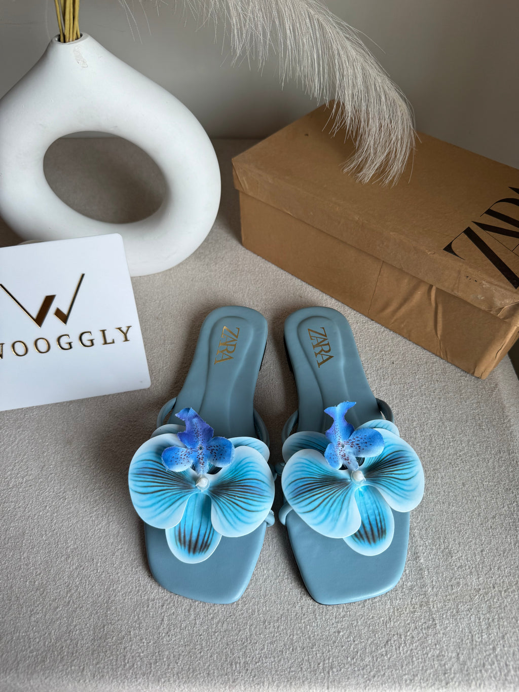 VIRAL FLOWER SLIDES - Blue