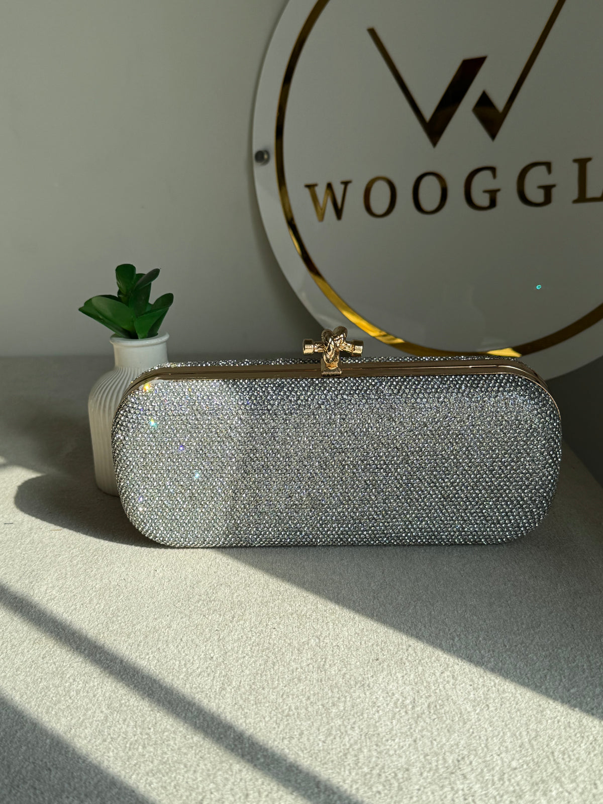 Bottega Shimmer Clutch - Silver with Chain