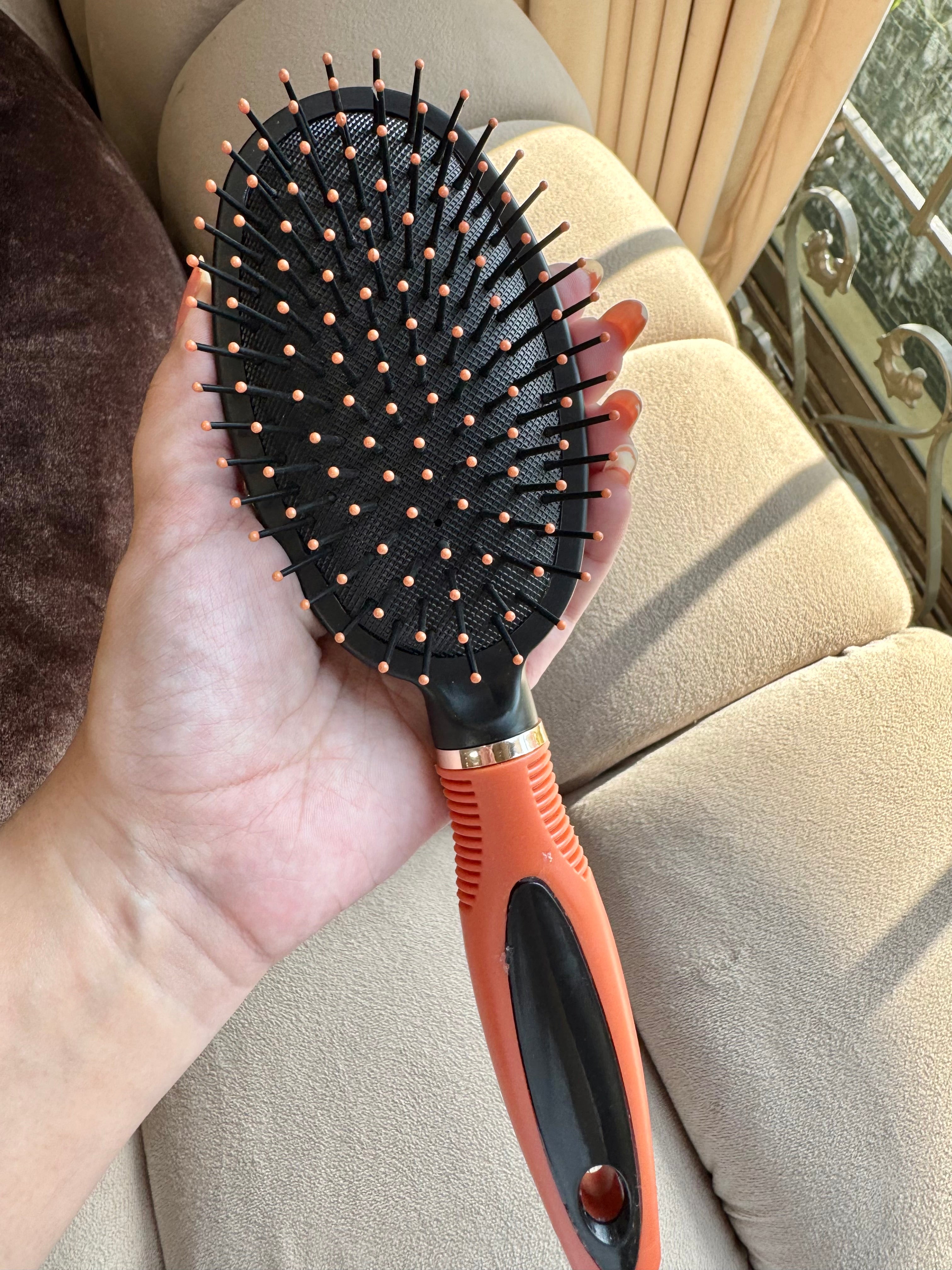 Softest Black & Peach Brush