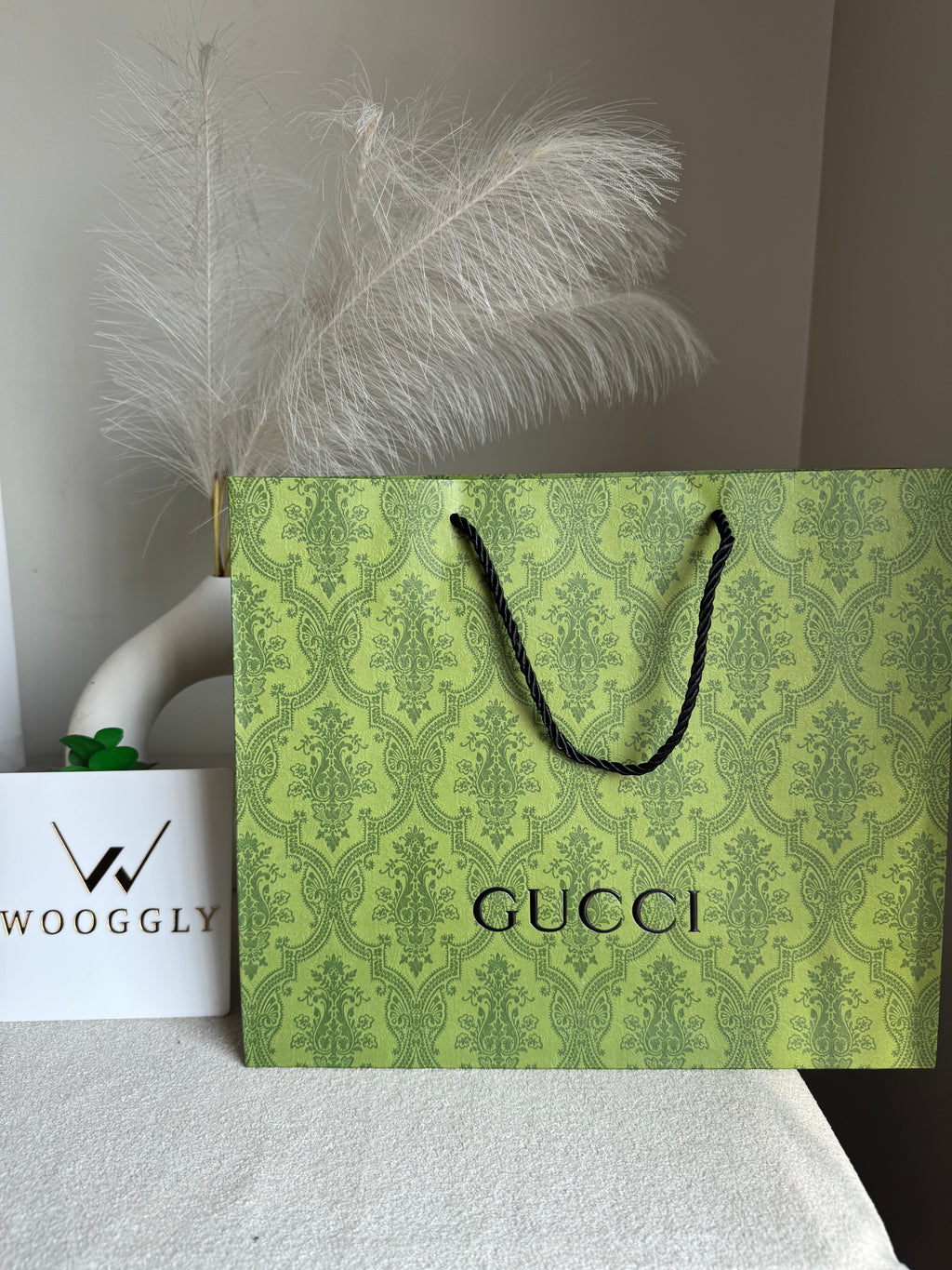 Gift Bag - Gucci - Medium (ONLY FOR PICK UP OR INDRIVE CUSTOMERS IN LAHORE)