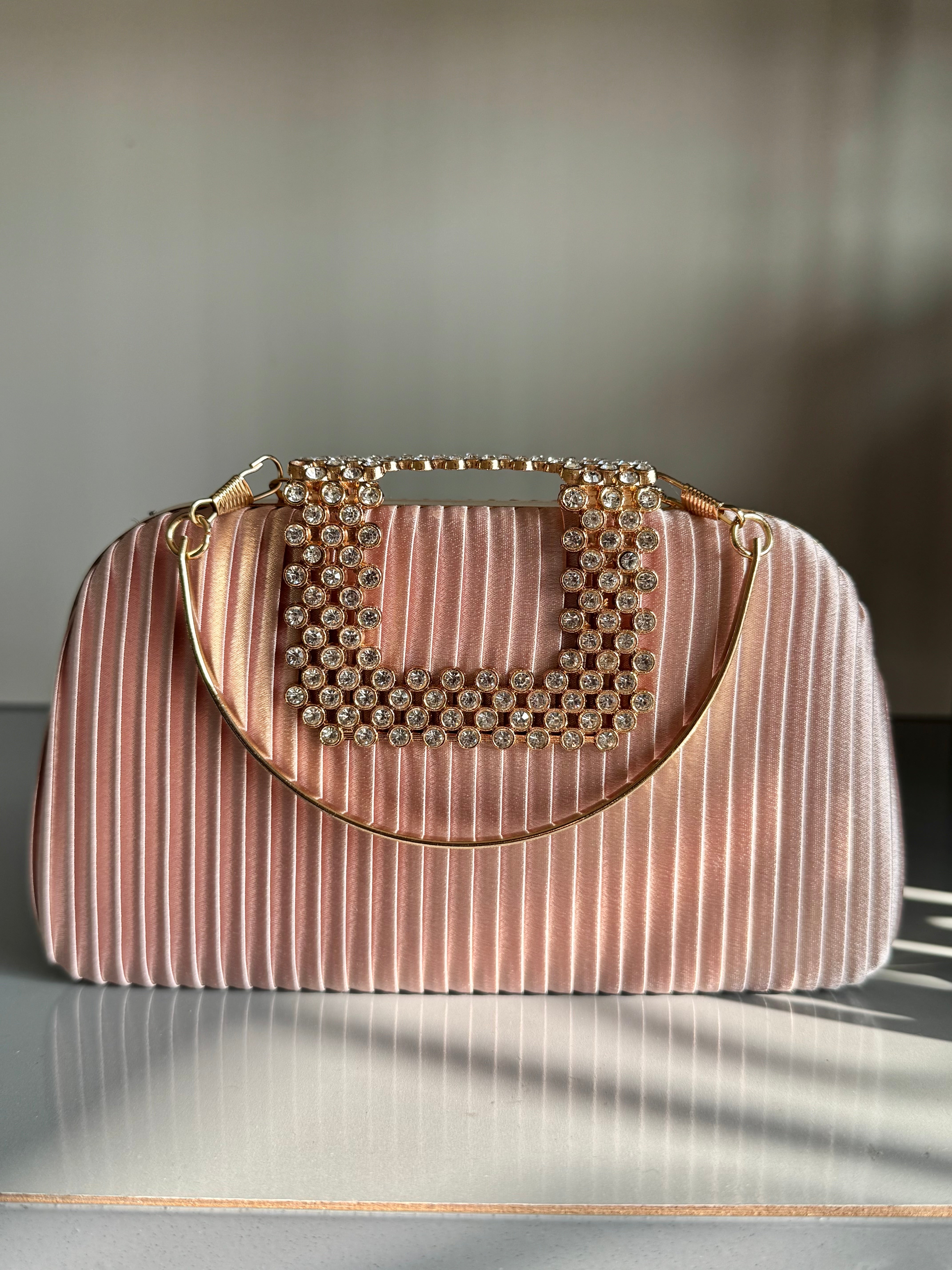 Velvet Charm Clutch - Pink