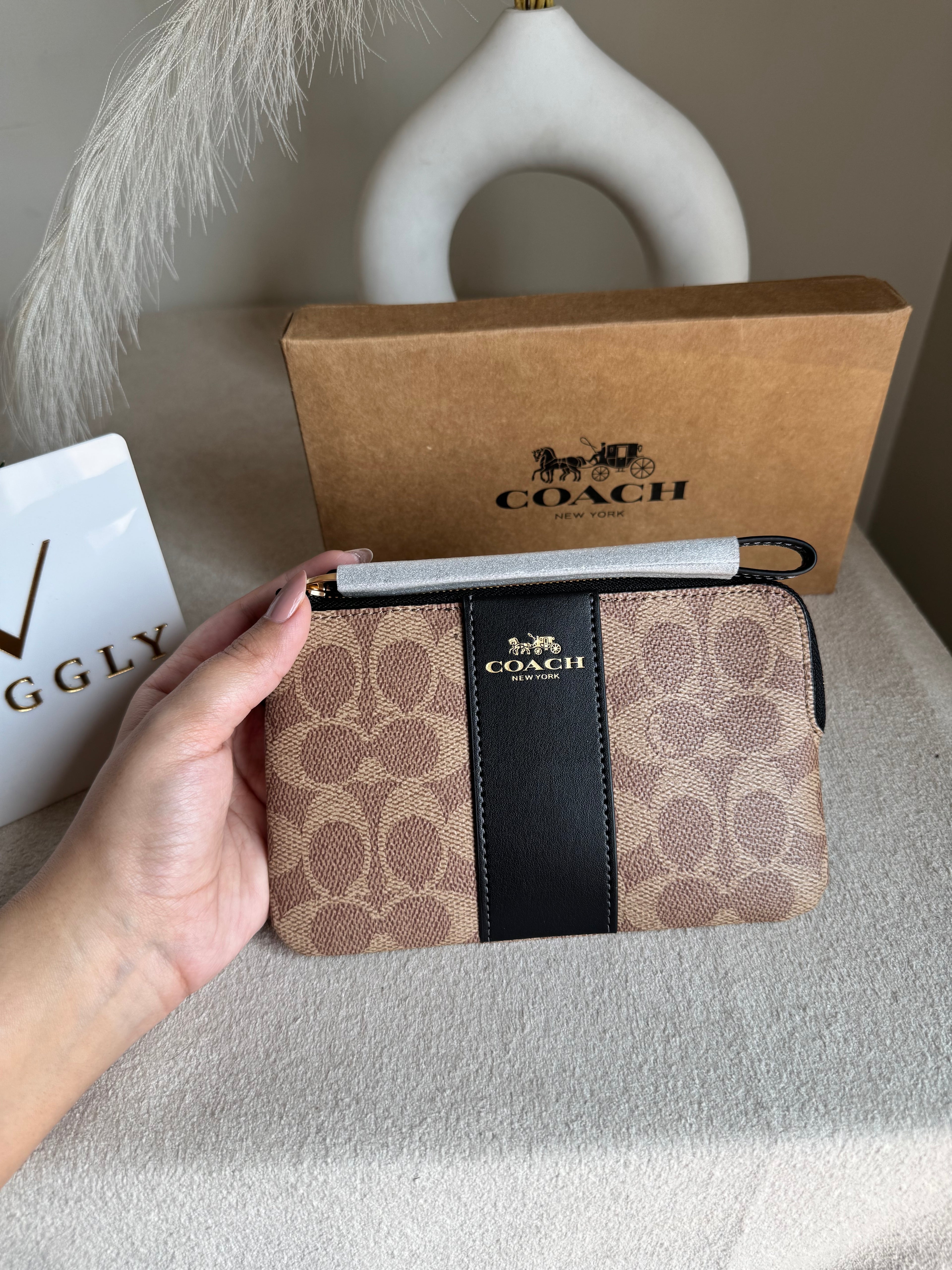 High Quality Wristlet - Apricot Black