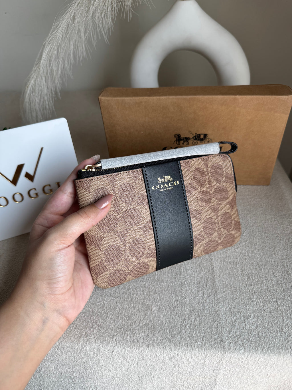 High Quality Wristlet - Apricot Black