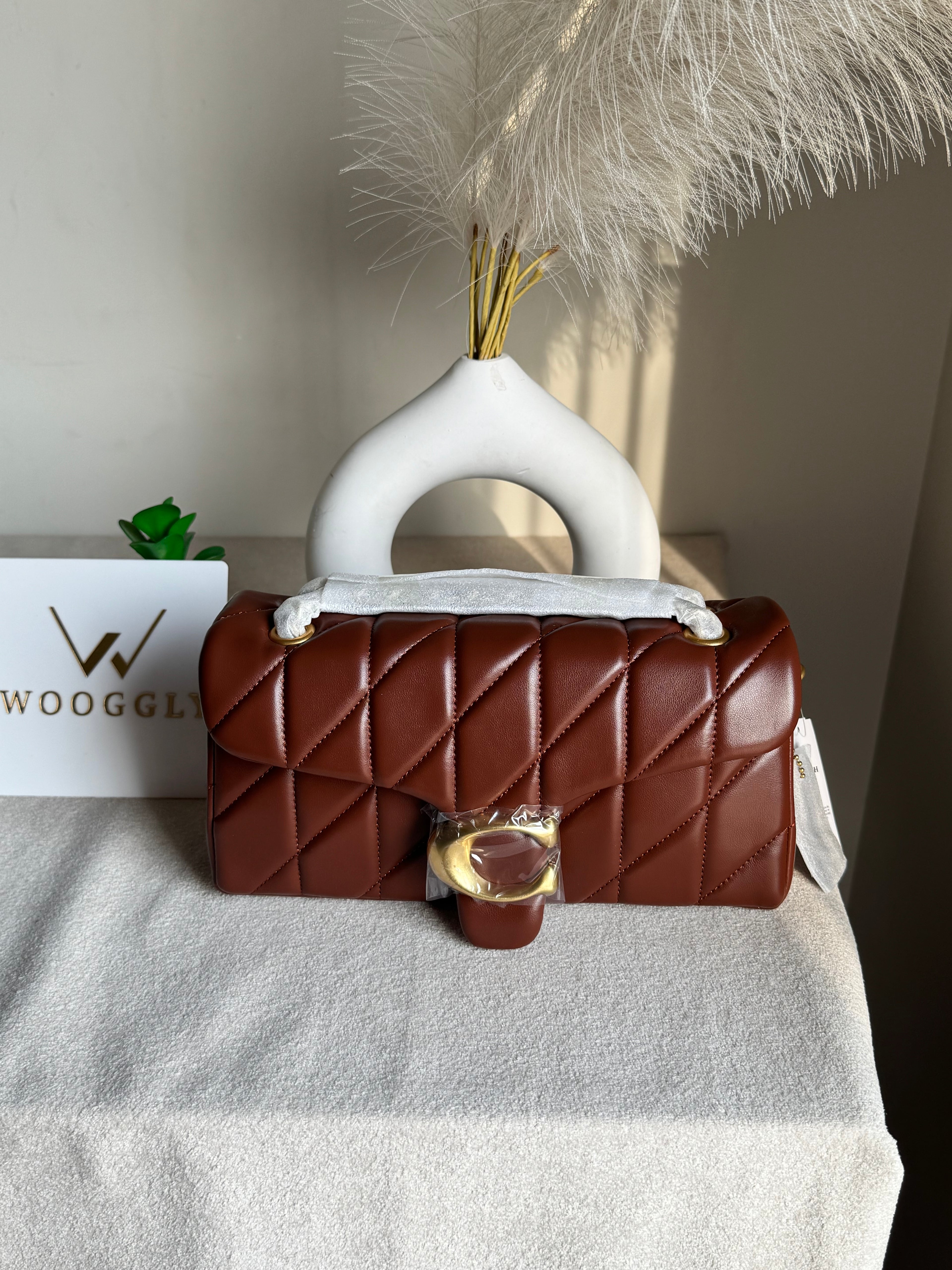 Quilted Tabby 26 EXTREMELY PREMIUM (Chocolate Brown) - BOX PACKING